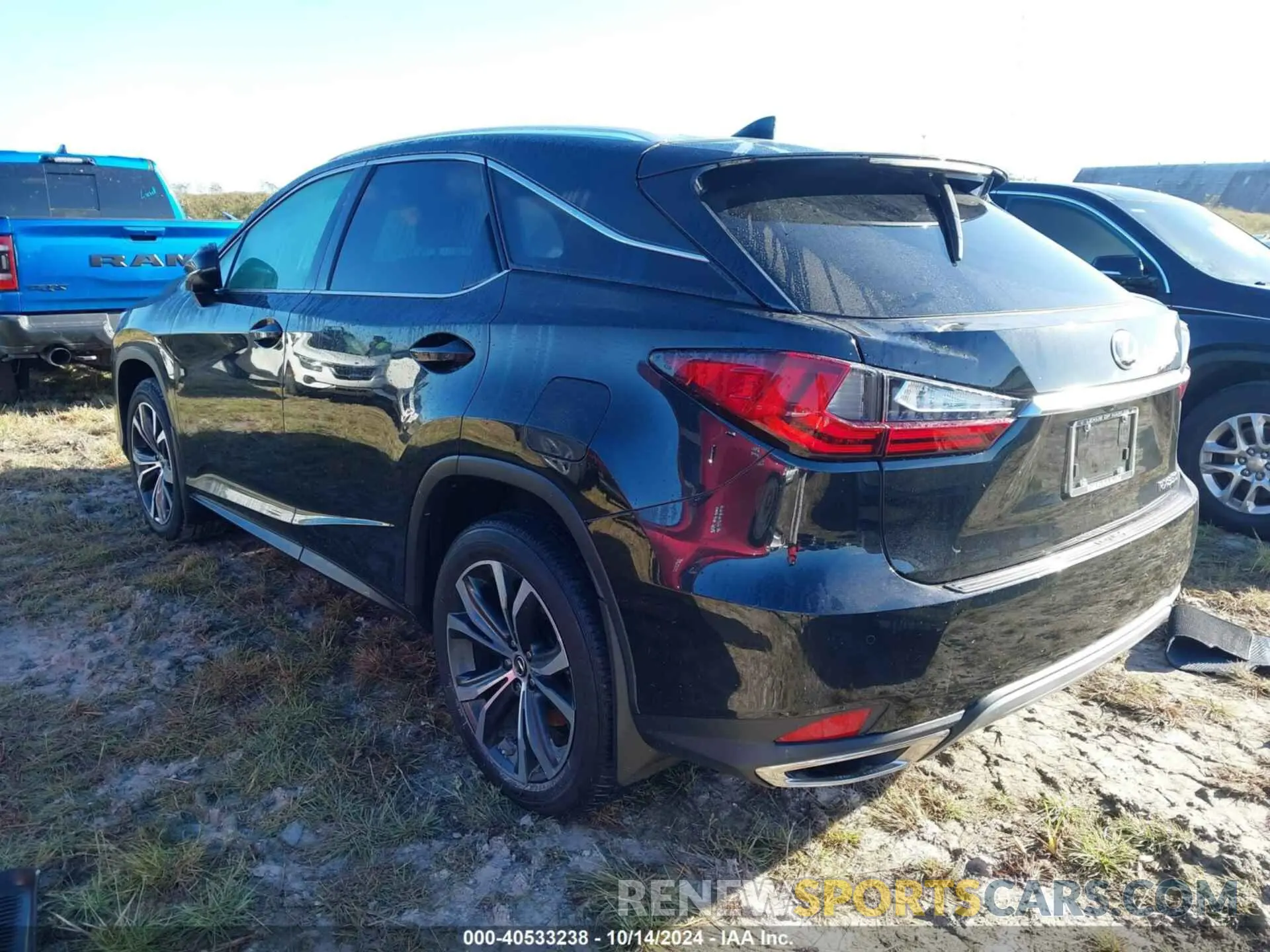 3 Photograph of a damaged car 2T2HZMDAXNC343118 LEXUS RX 2022