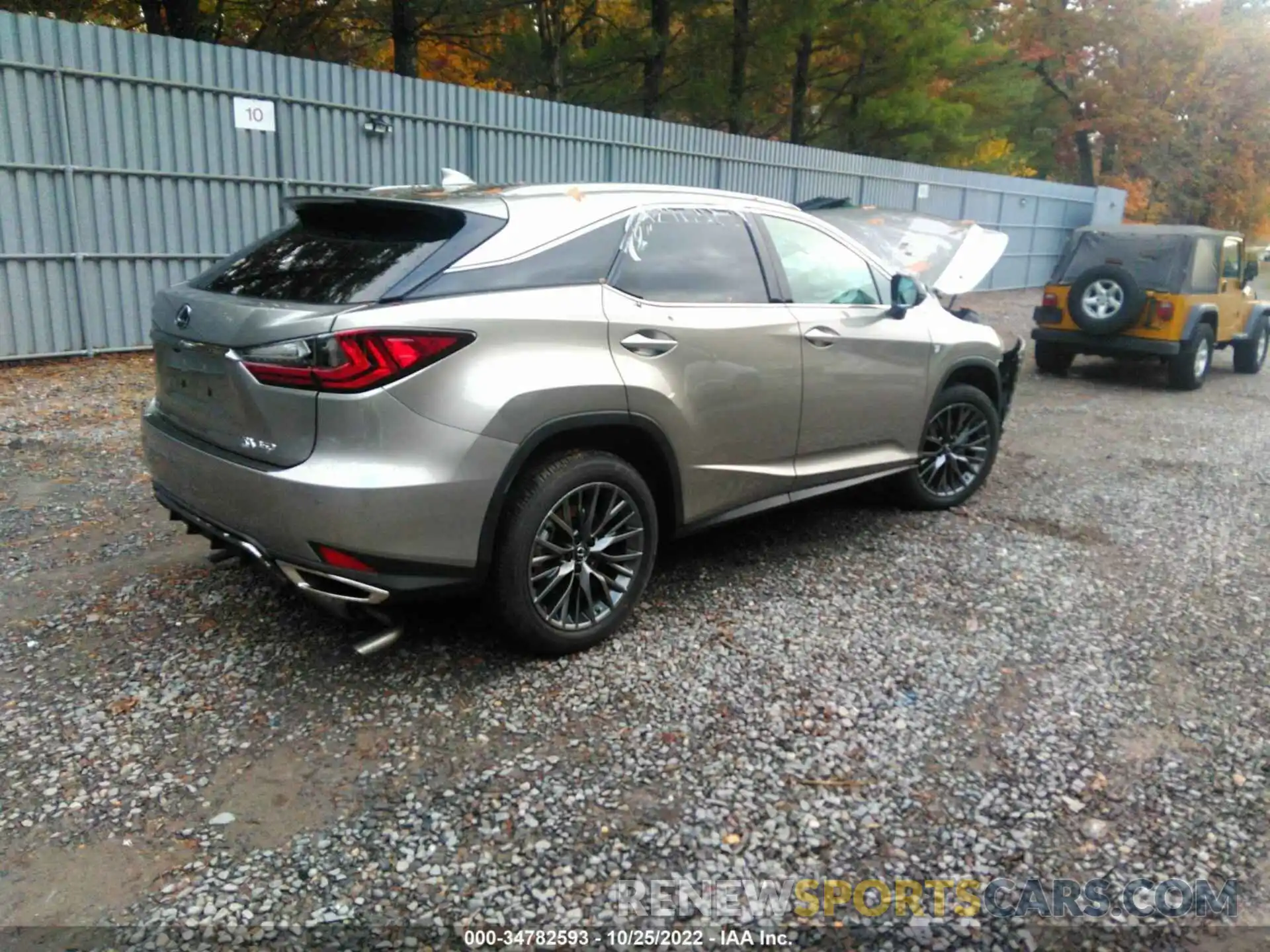 4 Photograph of a damaged car 2T2SZMDA3NC362860 LEXUS RX 2022