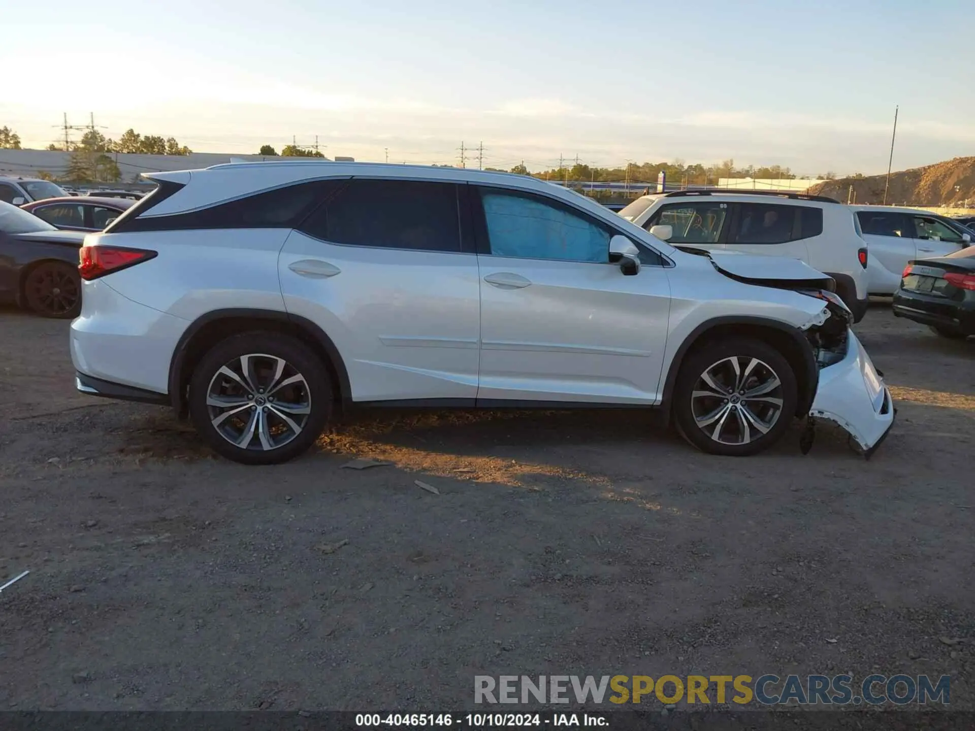 13 Photograph of a damaged car JTJHZKFA7N2040721 LEXUS RX 2022