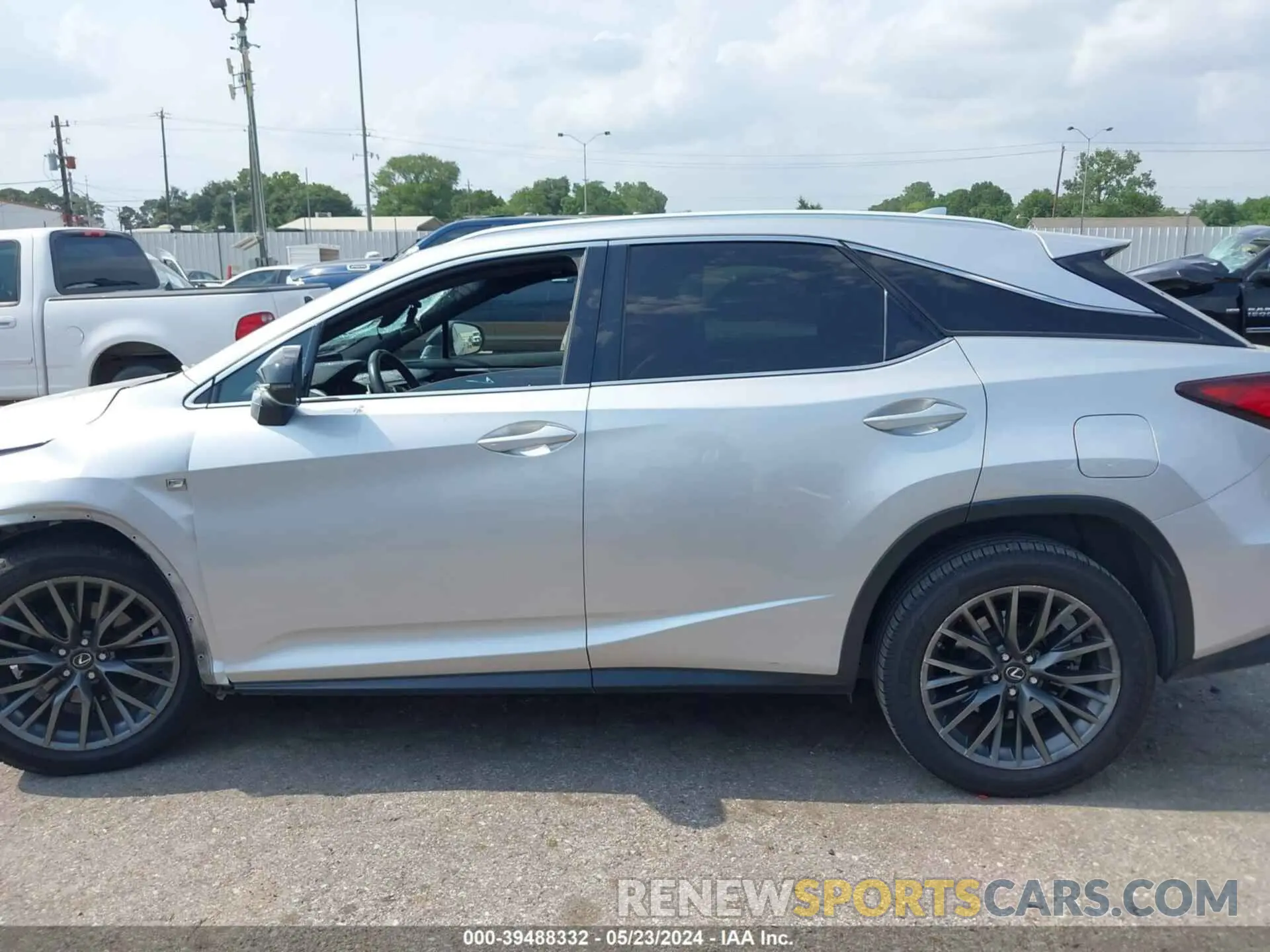 14 Photograph of a damaged car 2T2ZZMCA5HC034683 LEXUS RX 350 2017