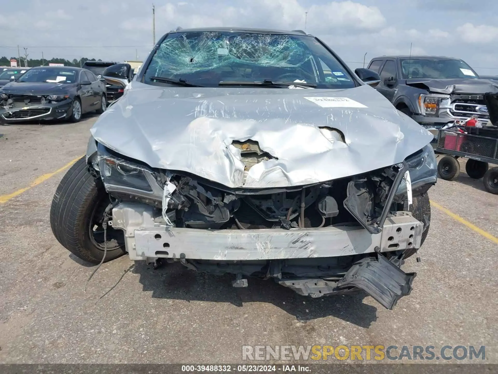 6 Photograph of a damaged car 2T2ZZMCA5HC034683 LEXUS RX 350 2017