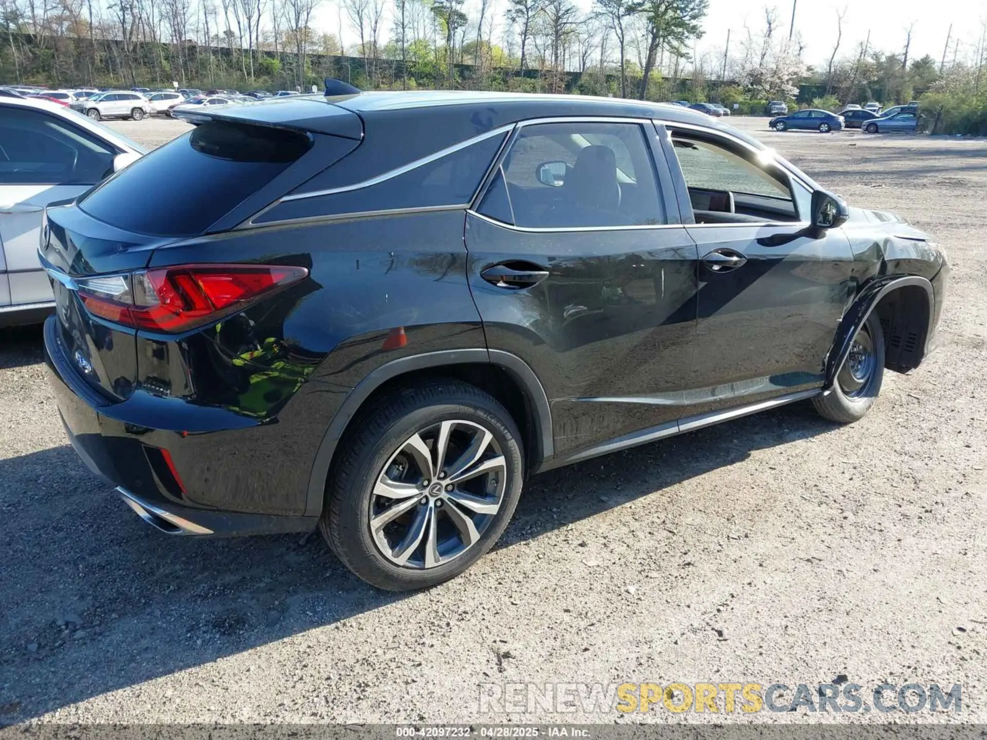 4 Photograph of a damaged car 2T2BZMCA3KC193615 LEXUS RX 350 2019
