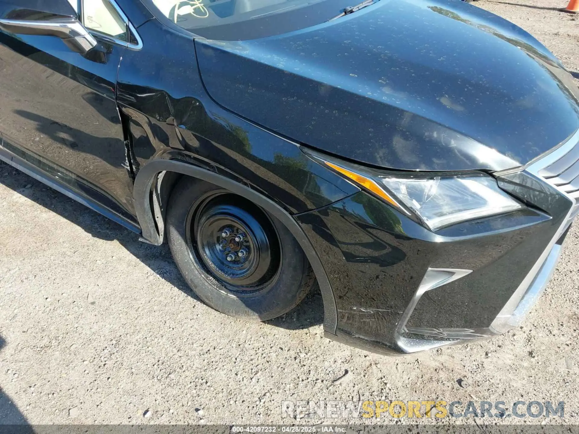 6 Photograph of a damaged car 2T2BZMCA3KC193615 LEXUS RX 350 2019