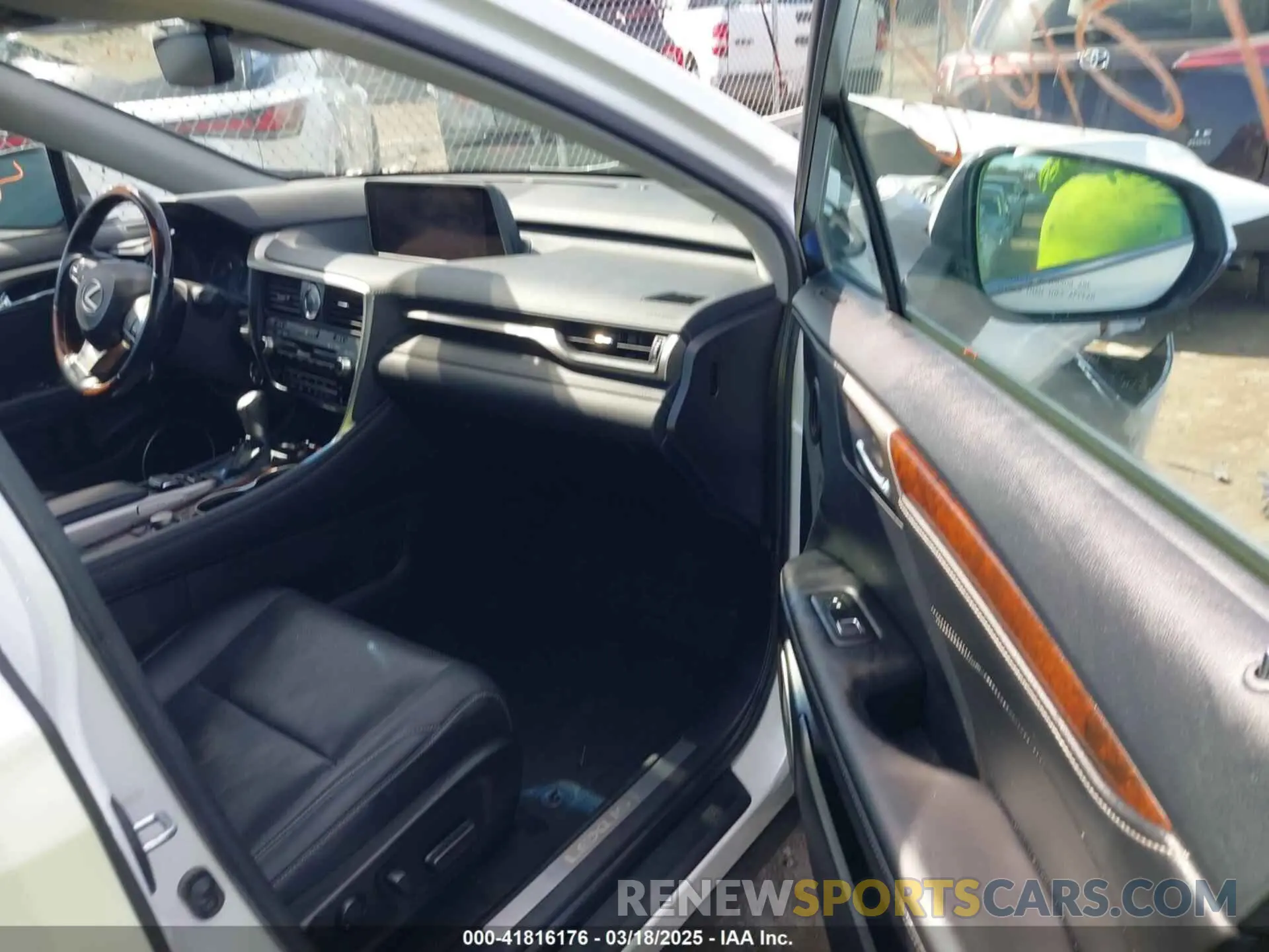 5 Photograph of a damaged car 2T2BZMCA7KC175473 LEXUS RX 350 2019