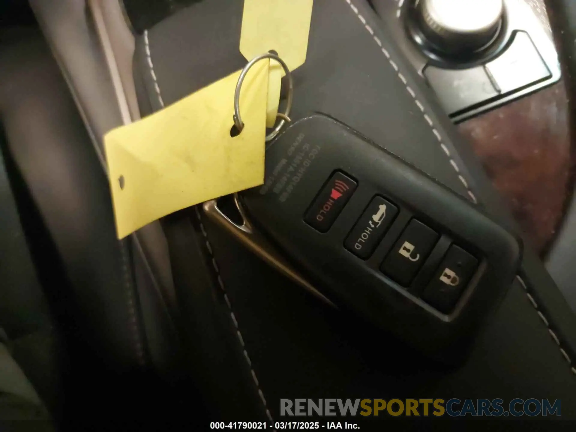 11 Photograph of a damaged car 2T2BZMCA8KC186028 LEXUS RX 350 2019