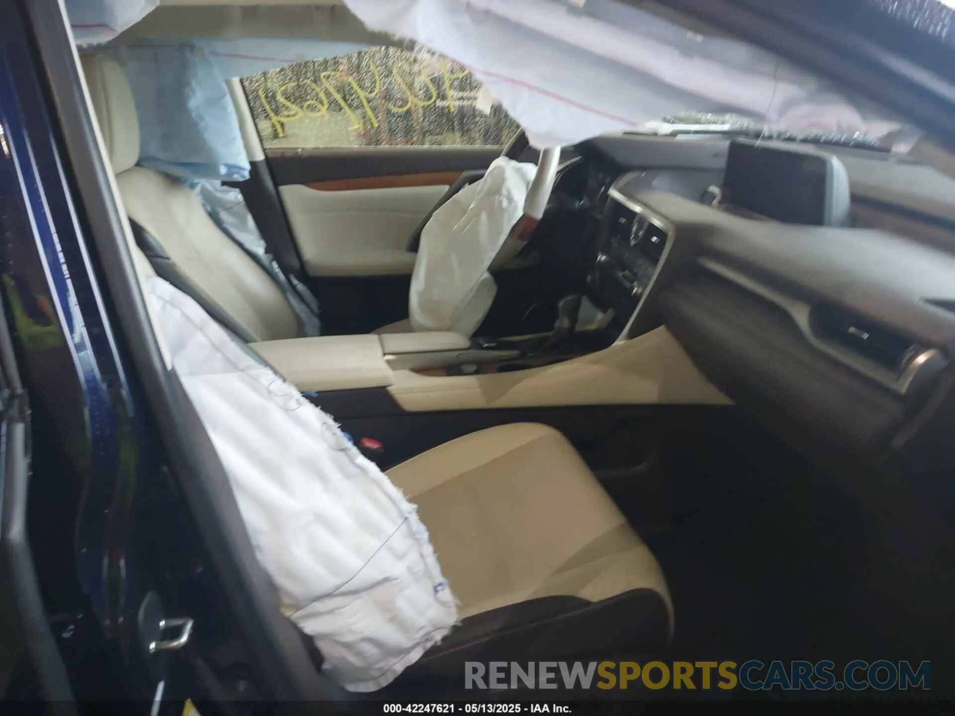 5 Photograph of a damaged car 2T2BZMCA9KC194736 LEXUS RX 350 2019