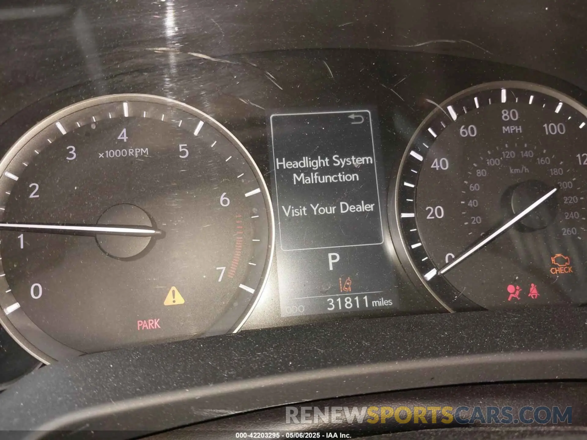 15 Photograph of a damaged car 2T2BZMCAXKC195457 LEXUS RX 350 2019