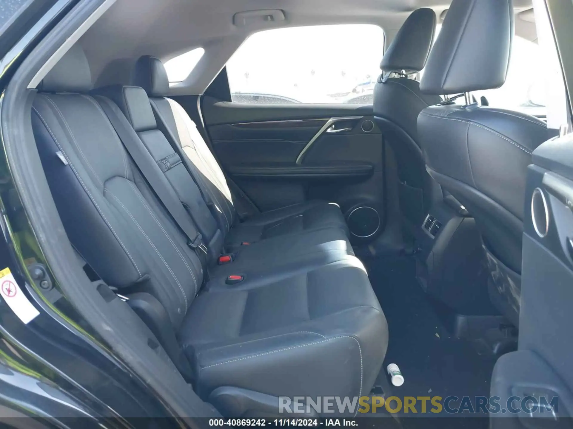 8 Photograph of a damaged car 2T2ZZMCA0KC123522 LEXUS RX 350 2019