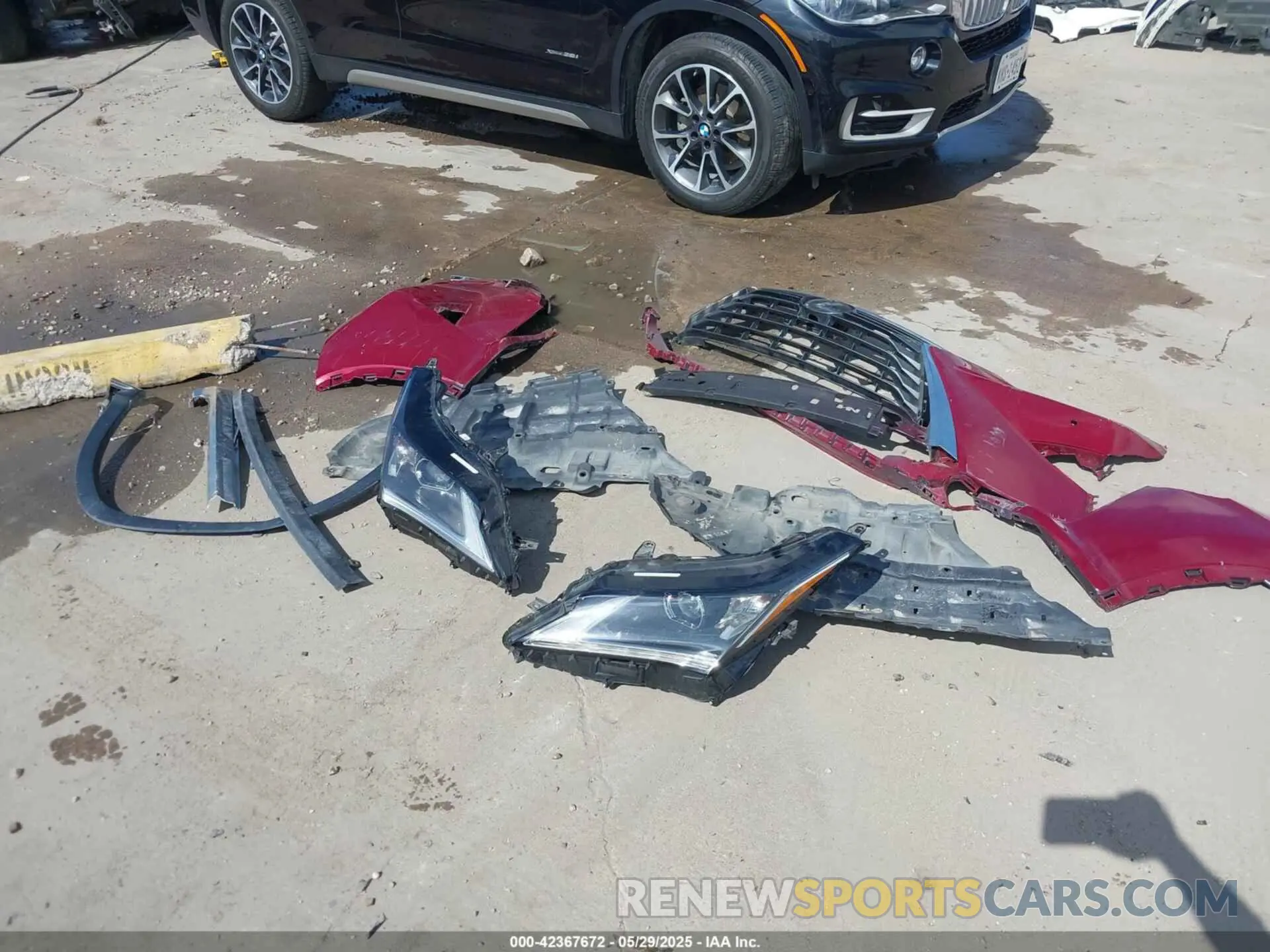 12 Photograph of a damaged car 2T2ZZMCA0KC139977 LEXUS RX 350 2019