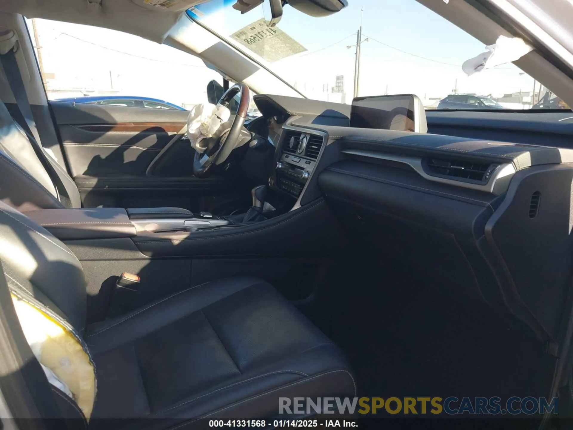 5 Photograph of a damaged car 2T2ZZMCA0KC141065 LEXUS RX 350 2019
