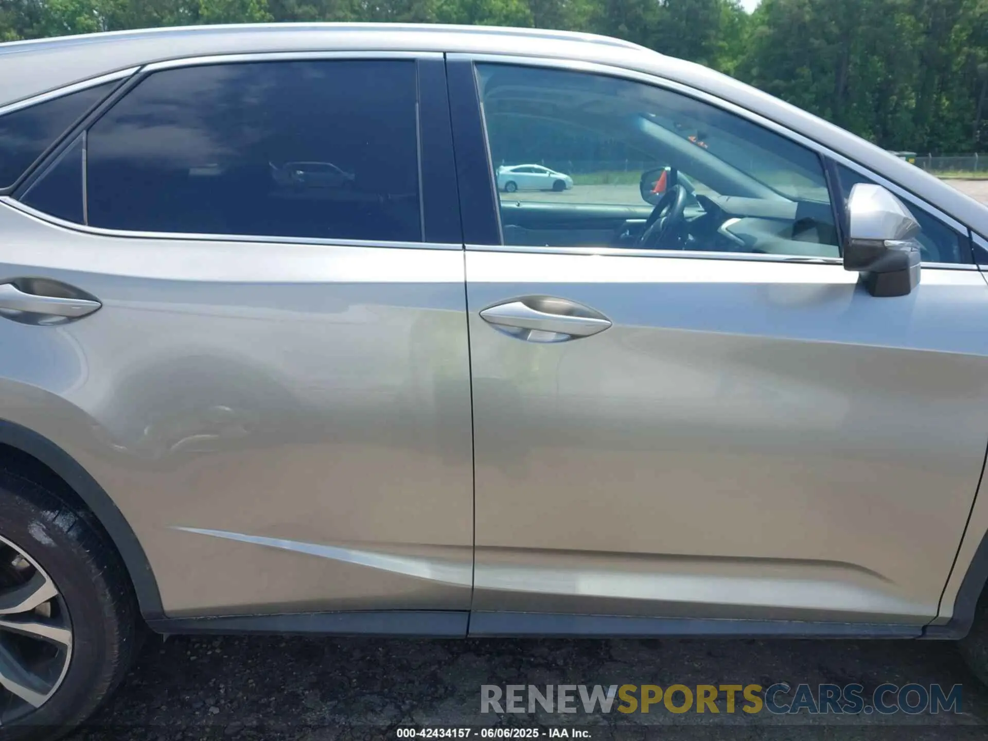 13 Photograph of a damaged car 2T2ZZMCA2KC120640 LEXUS RX 350 2019