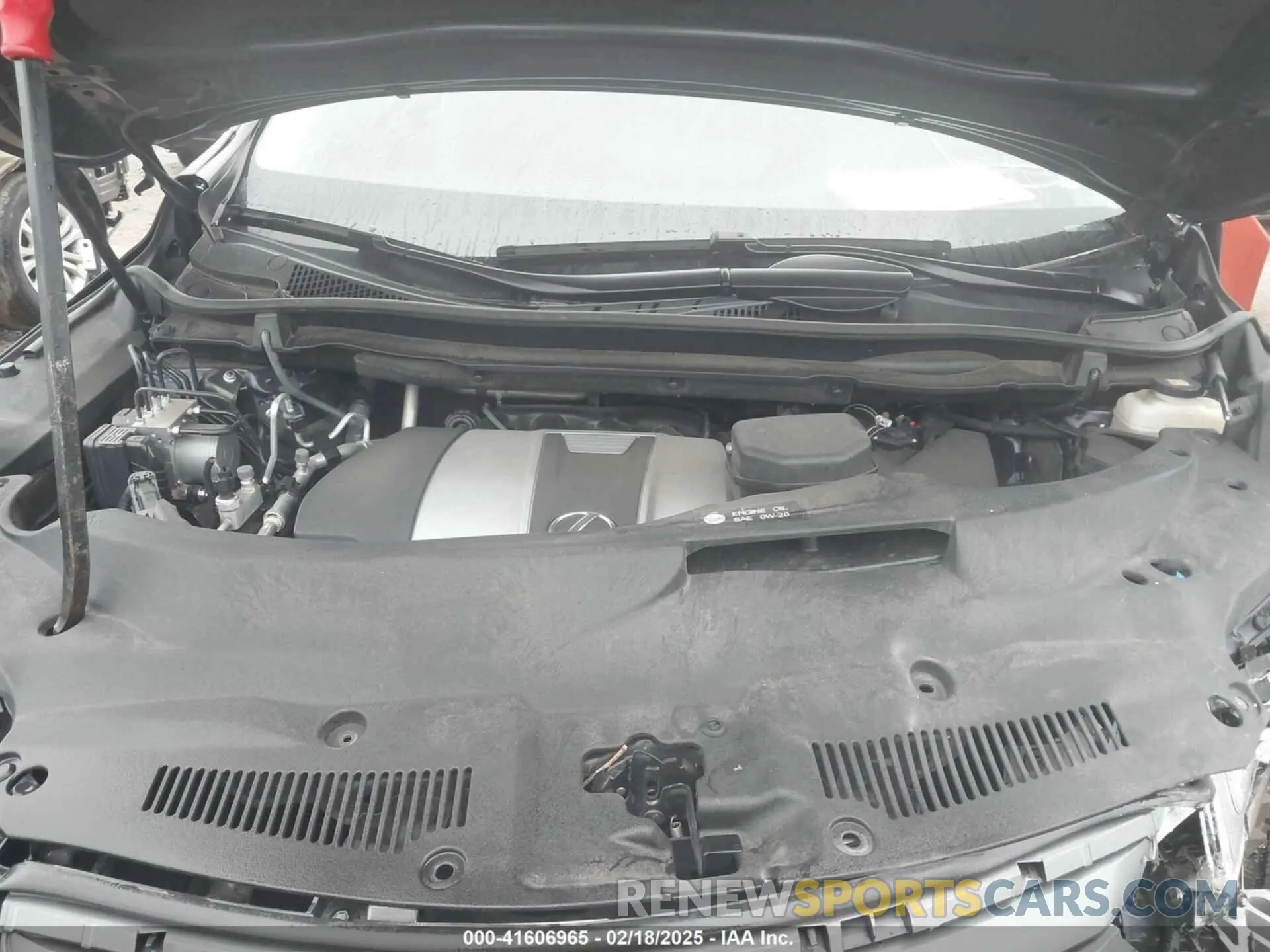10 Photograph of a damaged car 2T2ZZMCA2KC126213 LEXUS RX 350 2019