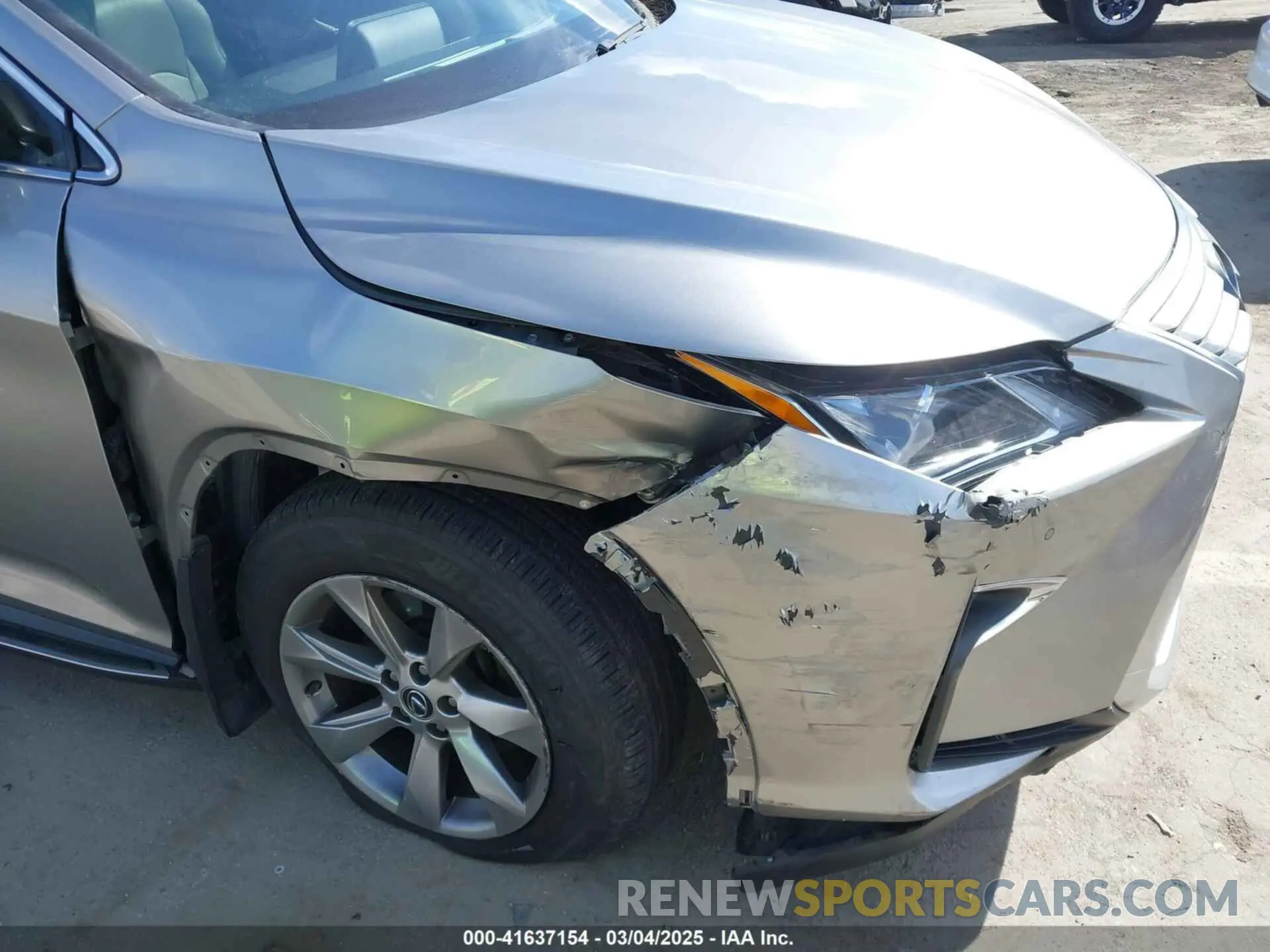 6 Photograph of a damaged car 2T2ZZMCA2KC130035 LEXUS RX 350 2019