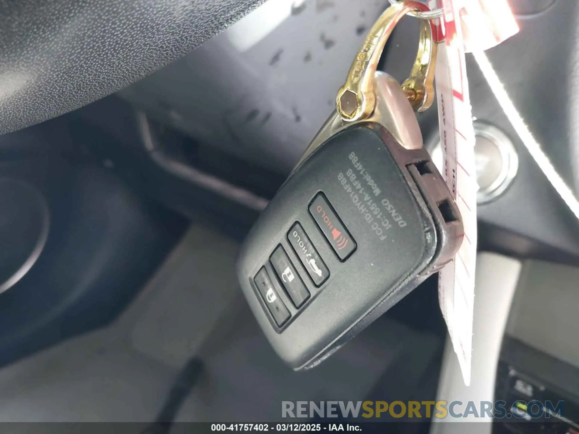 11 Photograph of a damaged car 2T2ZZMCA2KC149345 LEXUS RX 350 2019