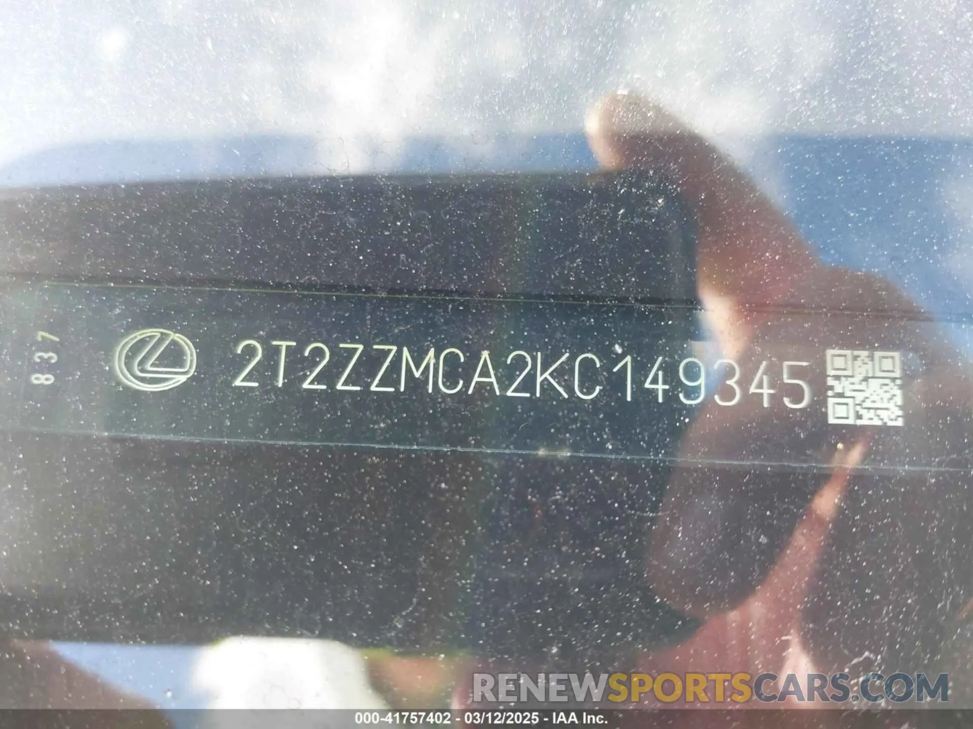 9 Photograph of a damaged car 2T2ZZMCA2KC149345 LEXUS RX 350 2019