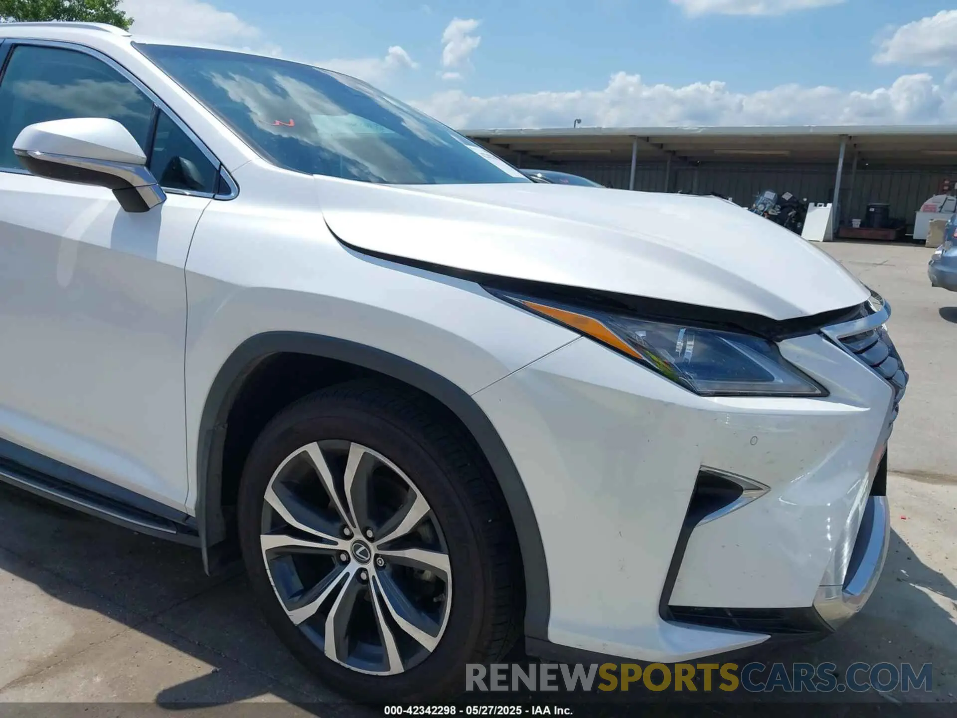19 Photograph of a damaged car 2T2ZZMCA3KC133445 LEXUS RX 350 2019