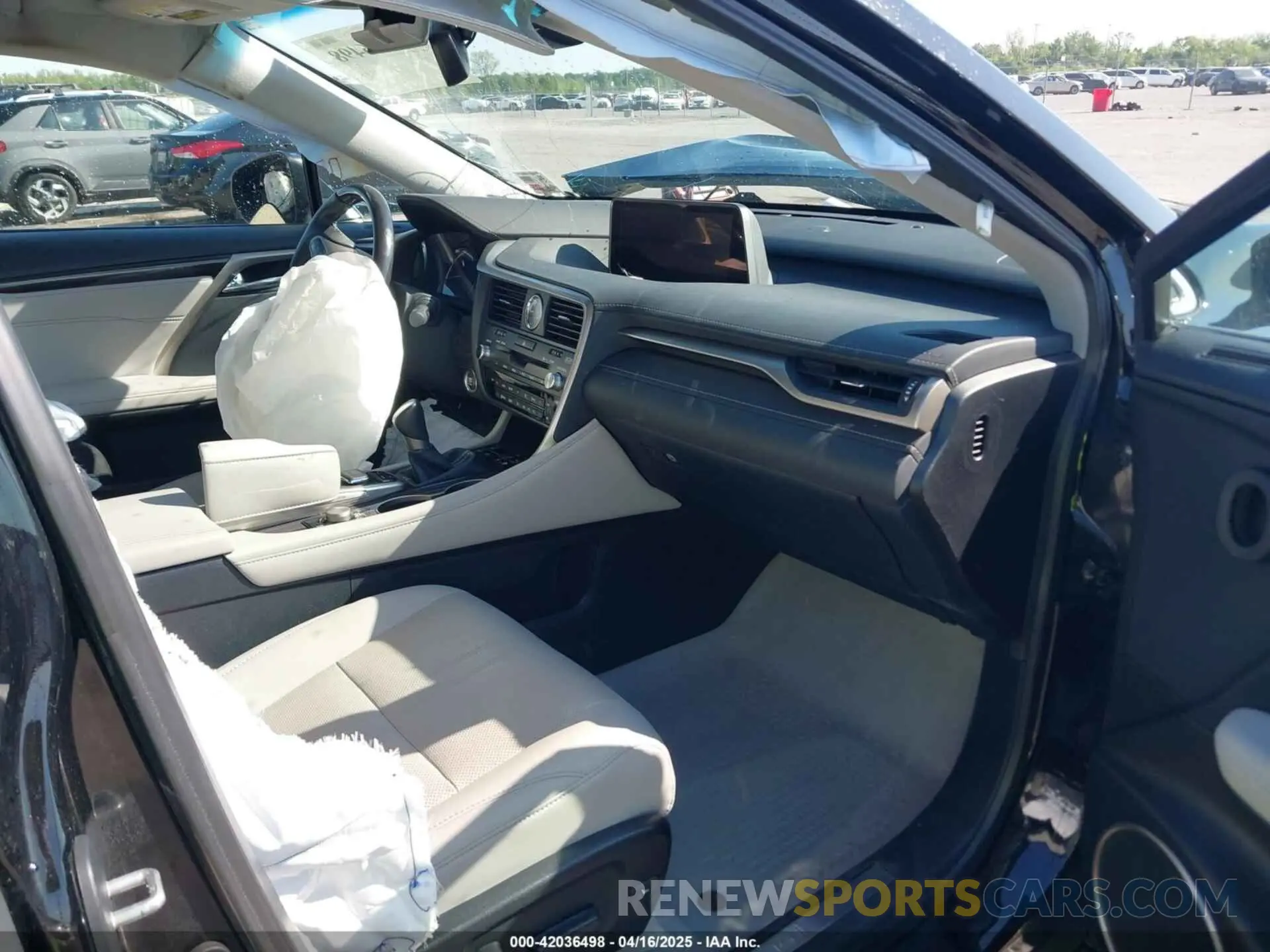5 Photograph of a damaged car 2T2ZZMCA3KC145305 LEXUS RX 350 2019