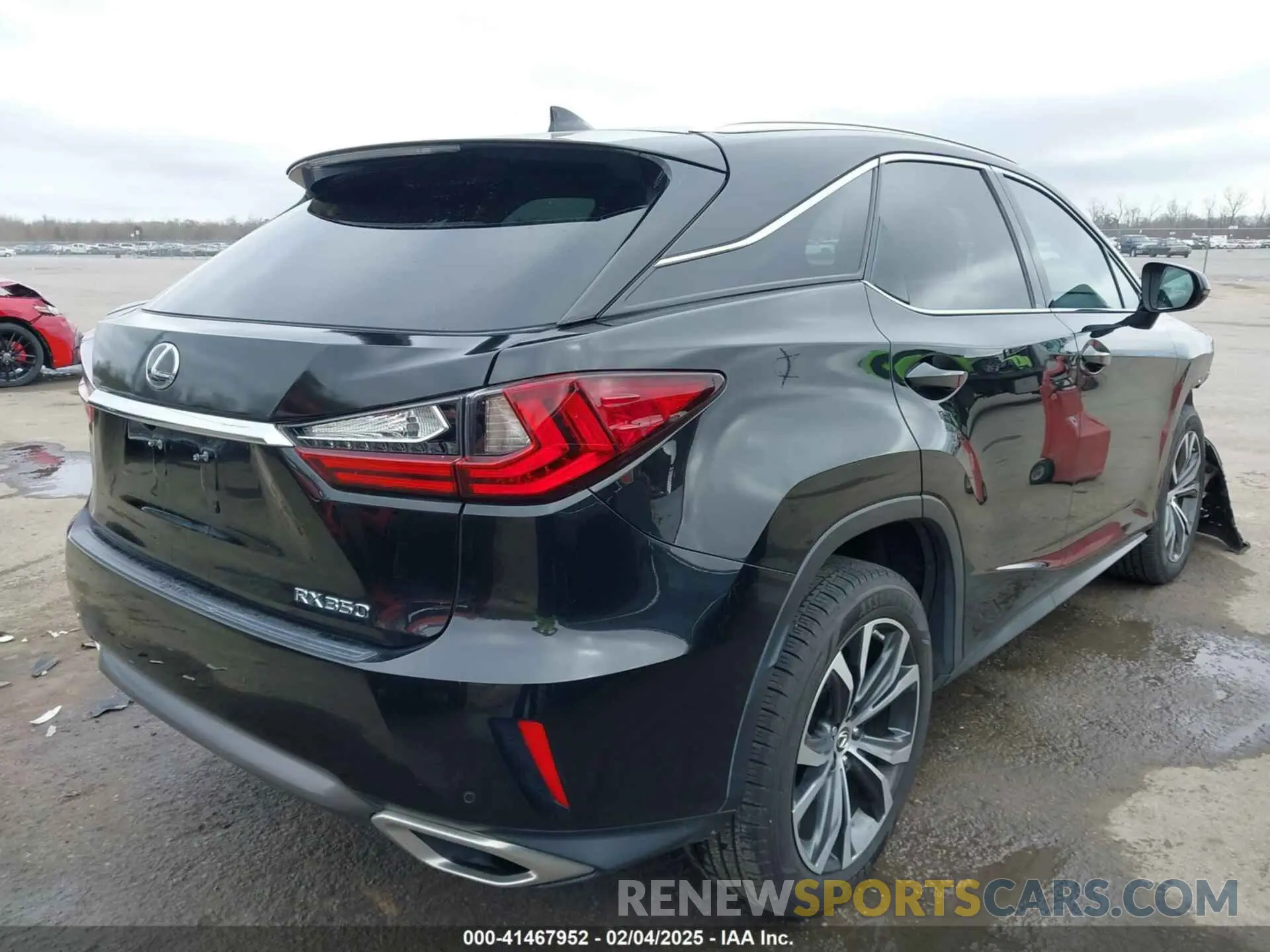 4 Photograph of a damaged car 2T2ZZMCA4KC122406 LEXUS RX 350 2019