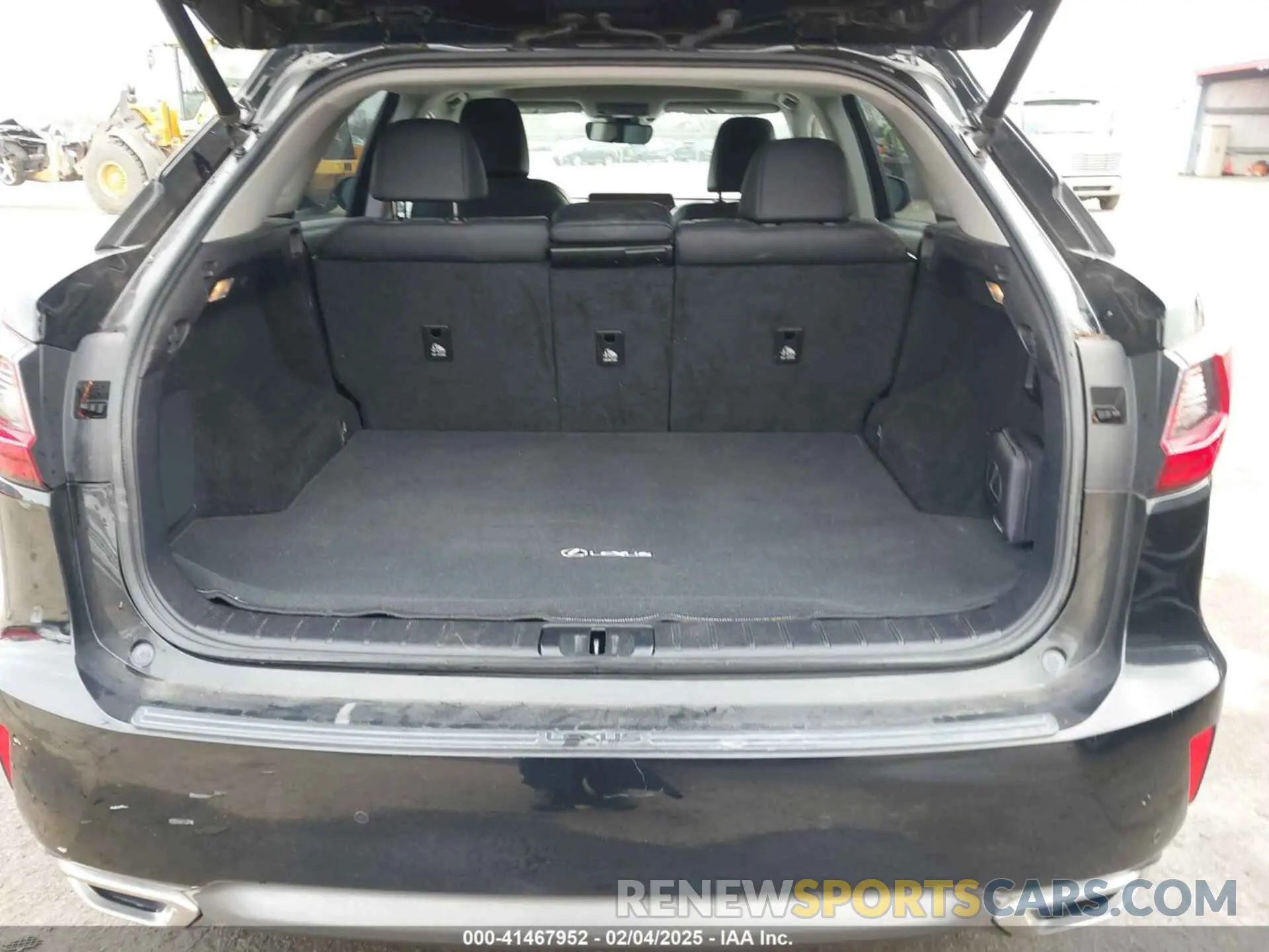 8 Photograph of a damaged car 2T2ZZMCA4KC122406 LEXUS RX 350 2019