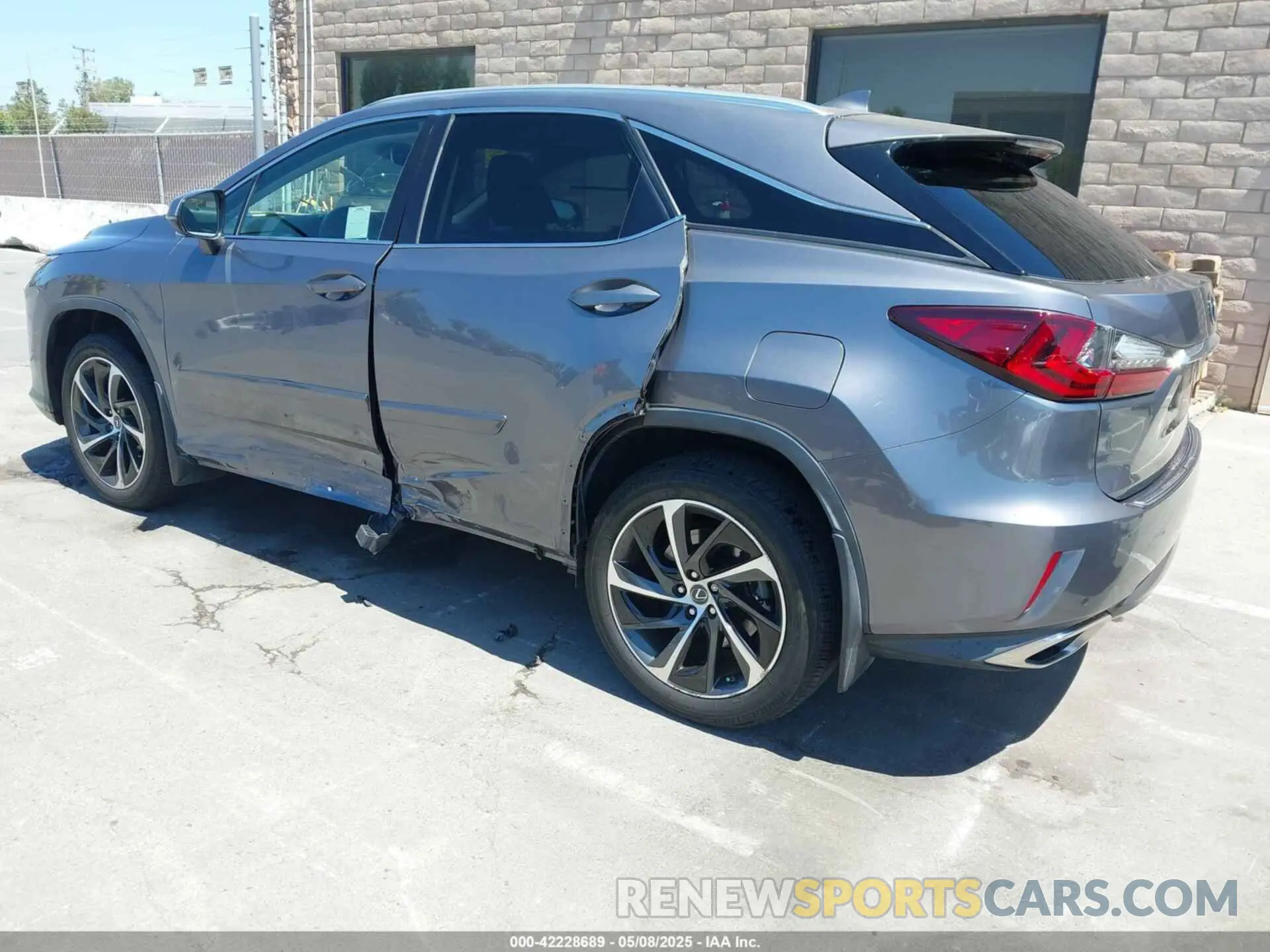 3 Photograph of a damaged car 2T2ZZMCA4KC142476 LEXUS RX 350 2019