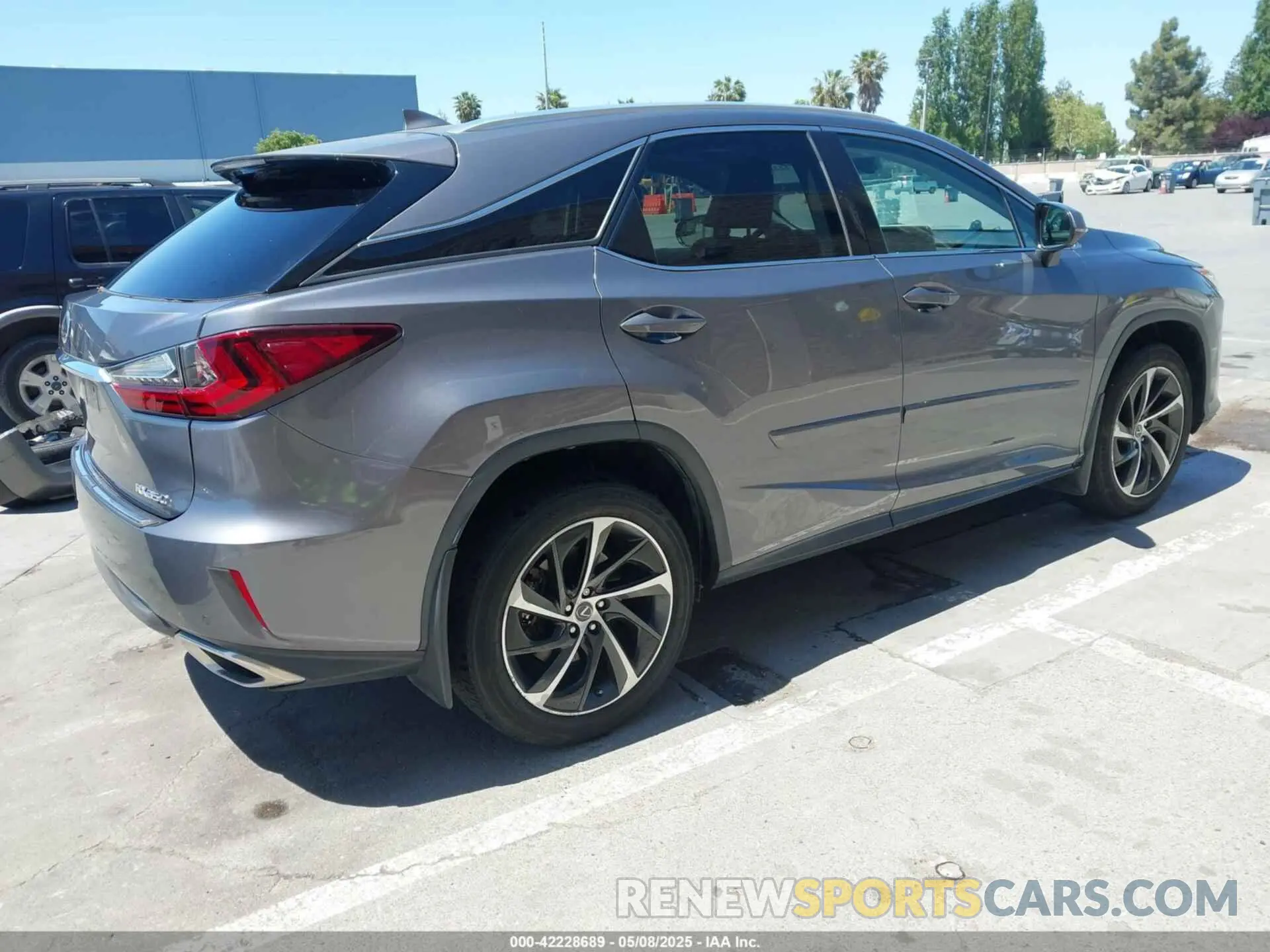 4 Photograph of a damaged car 2T2ZZMCA4KC142476 LEXUS RX 350 2019