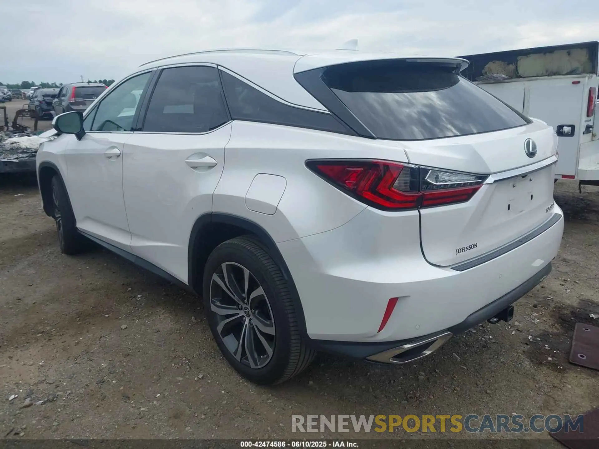 3 Photograph of a damaged car 2T2ZZMCA5KC122432 LEXUS RX 350 2019