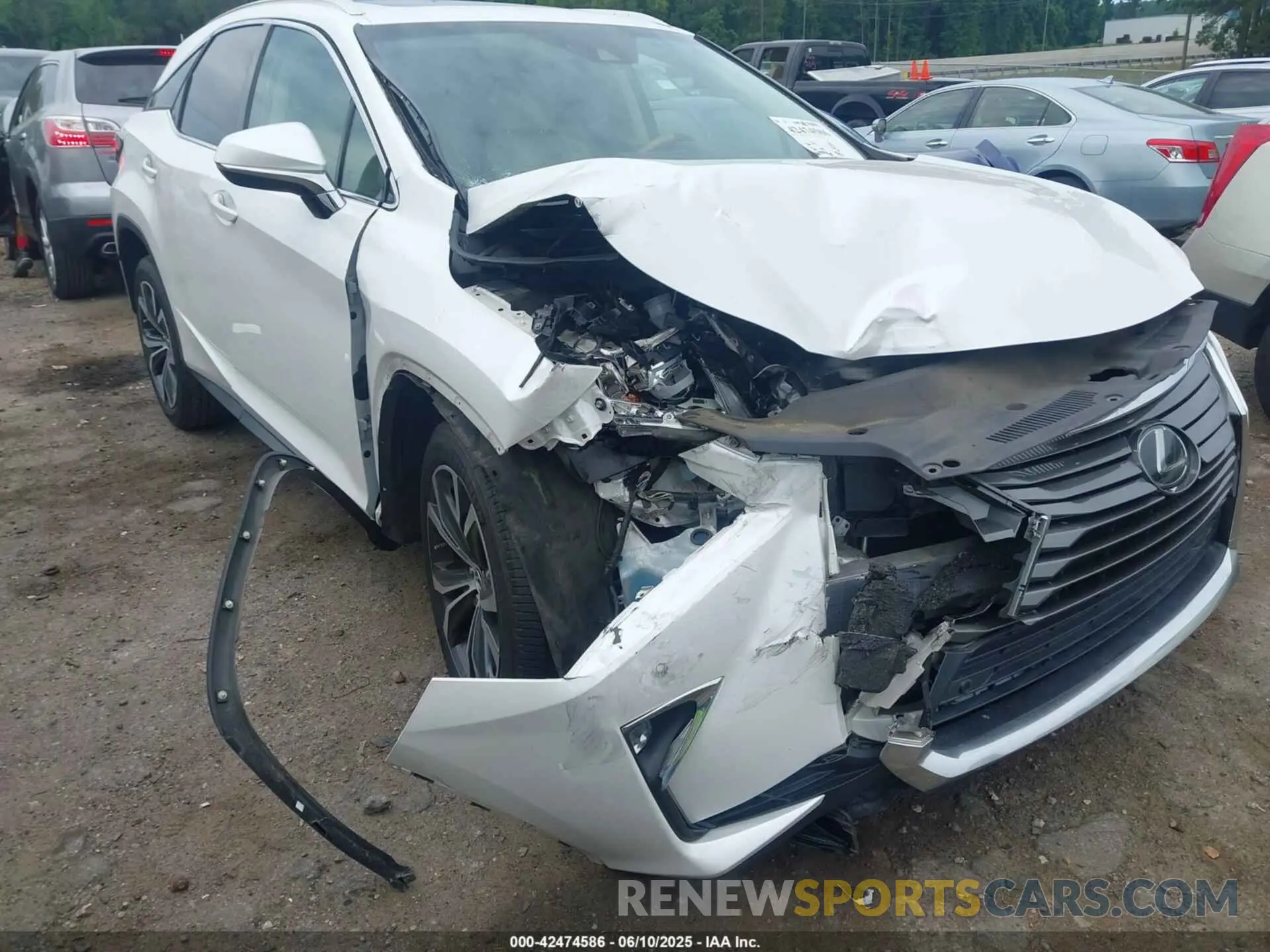 6 Photograph of a damaged car 2T2ZZMCA5KC122432 LEXUS RX 350 2019
