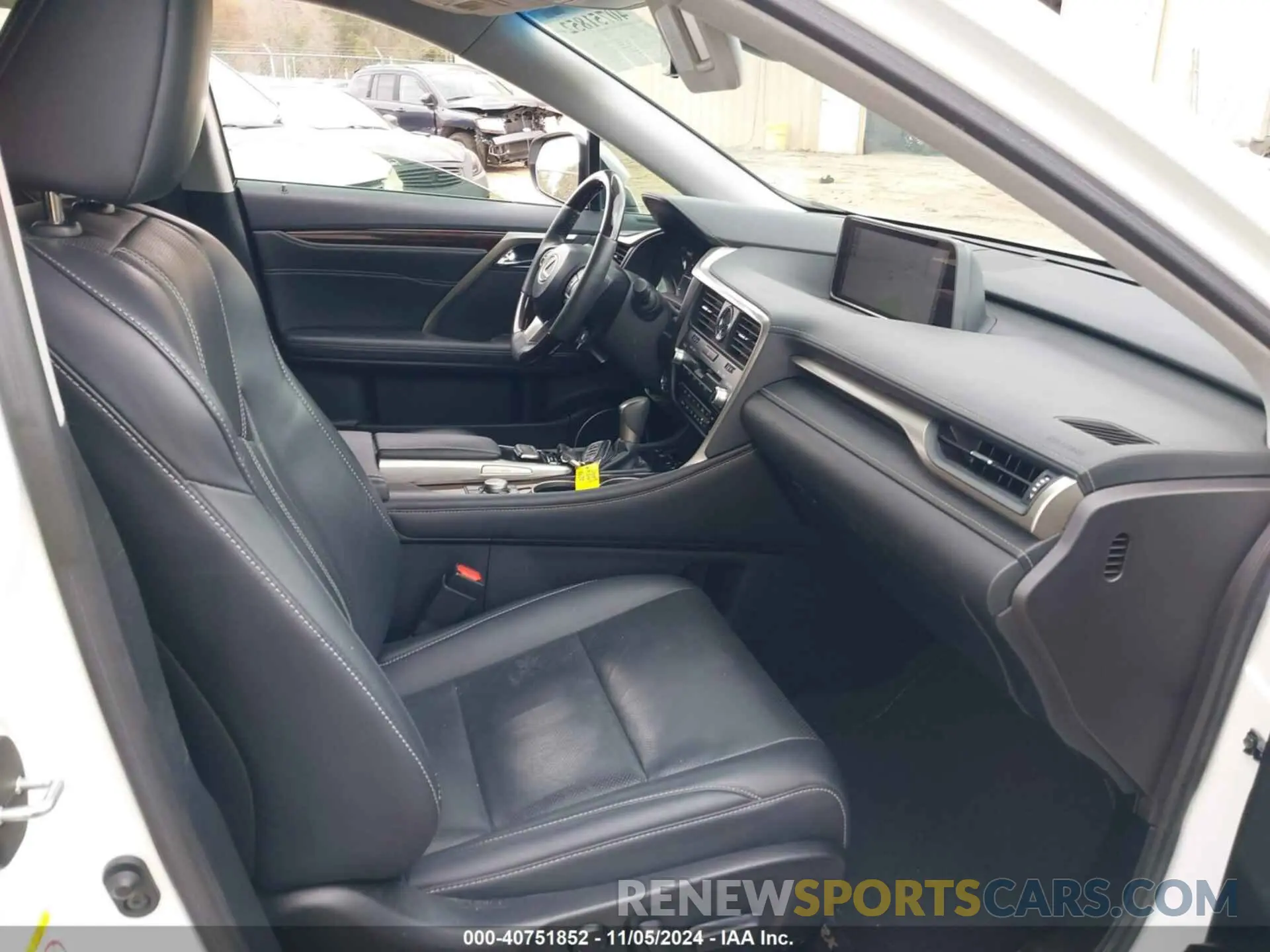 5 Photograph of a damaged car 2T2ZZMCA5KC127470 LEXUS RX 350 2019