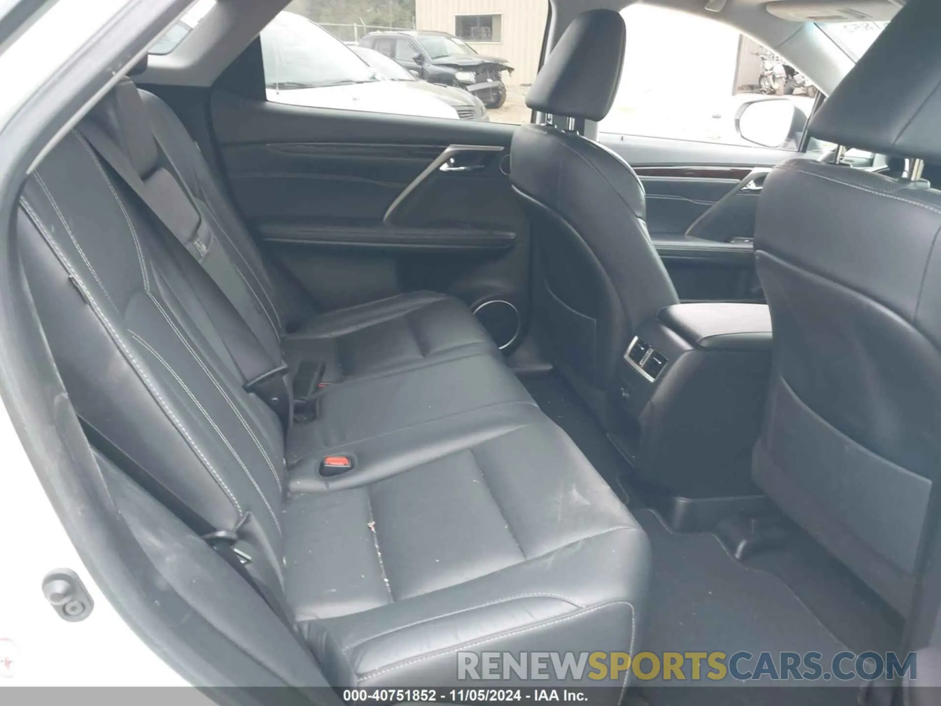 8 Photograph of a damaged car 2T2ZZMCA5KC127470 LEXUS RX 350 2019