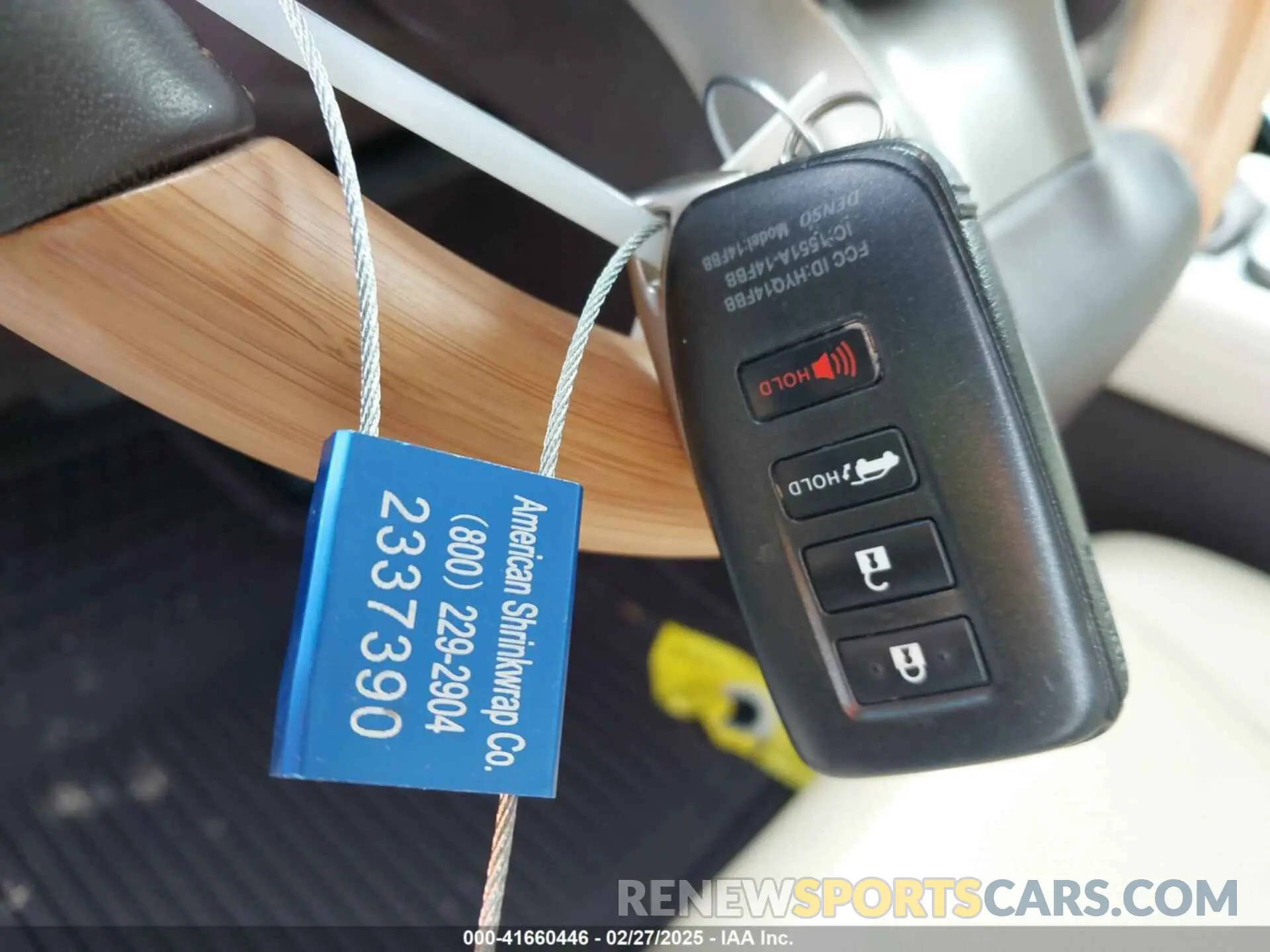 11 Photograph of a damaged car 2T2ZZMCA5KC127565 LEXUS RX 350 2019