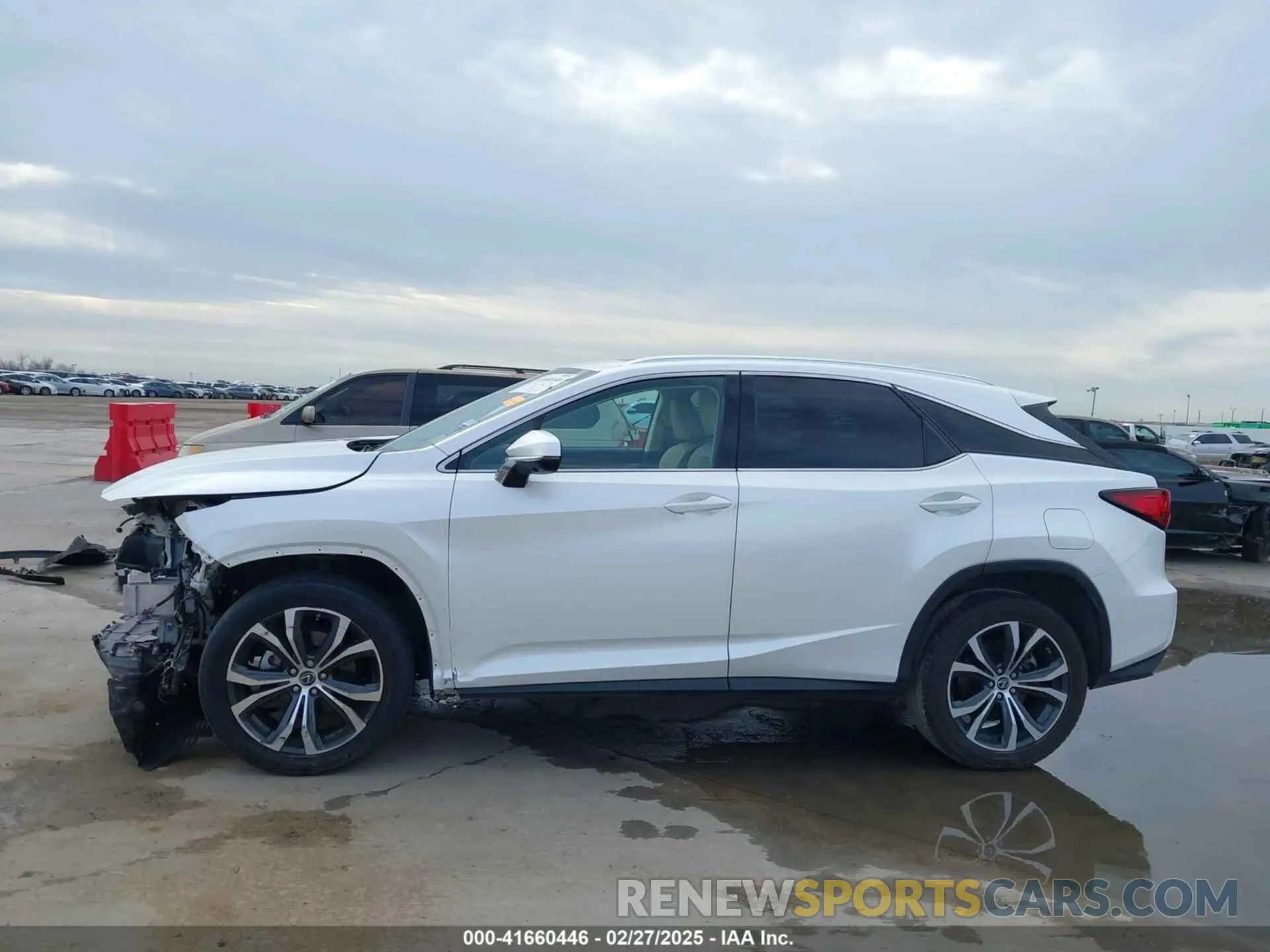 15 Photograph of a damaged car 2T2ZZMCA5KC127565 LEXUS RX 350 2019