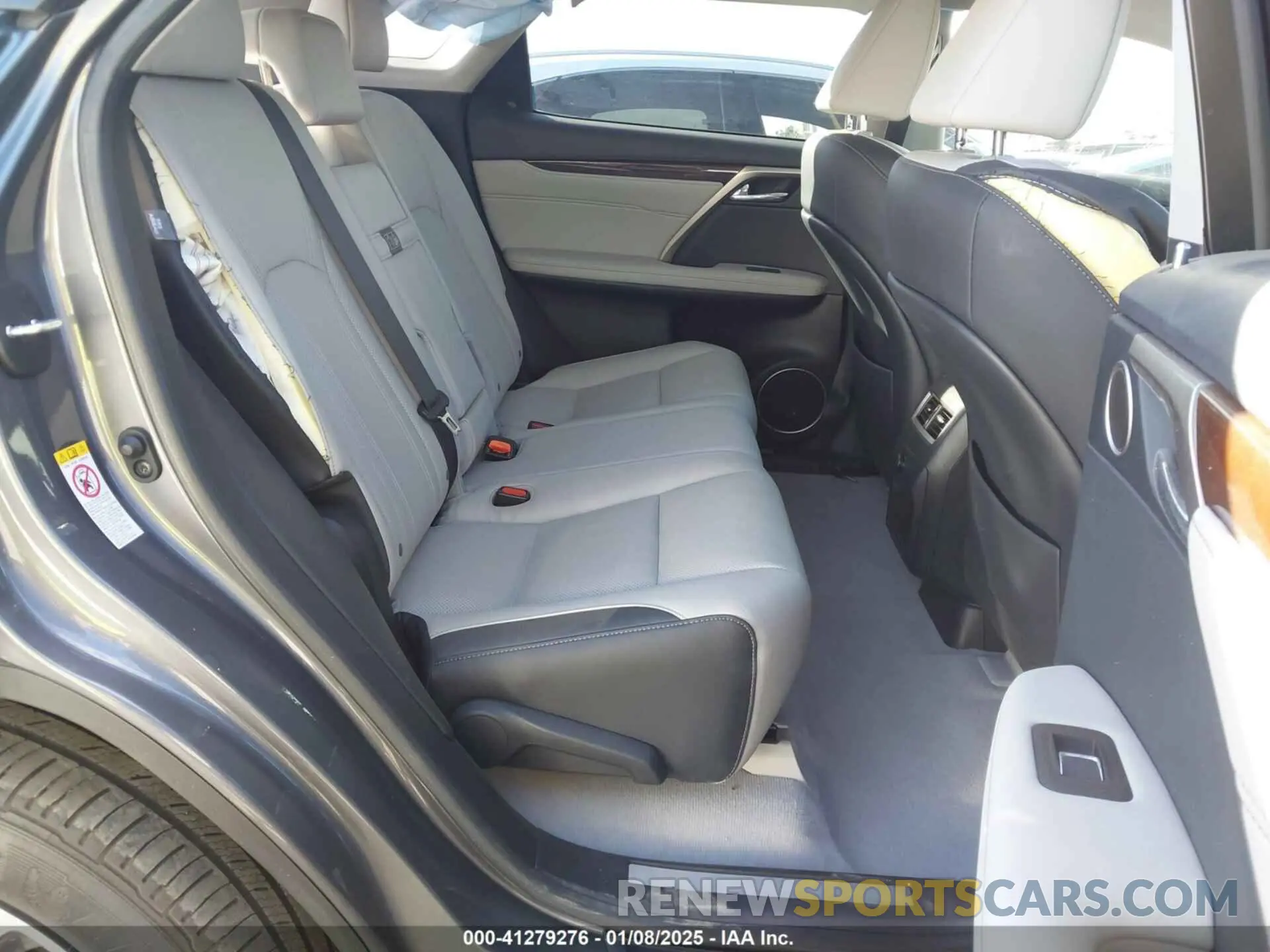 8 Photograph of a damaged car 2T2ZZMCA5KC144818 LEXUS RX 350 2019