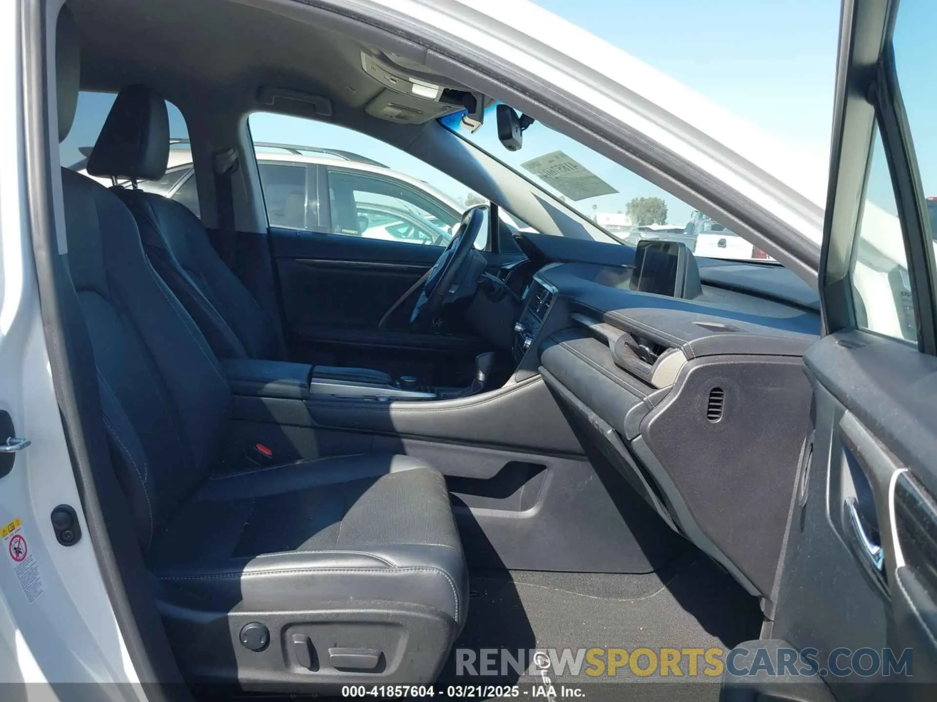5 Photograph of a damaged car 2T2ZZMCA6KC133598 LEXUS RX 350 2019