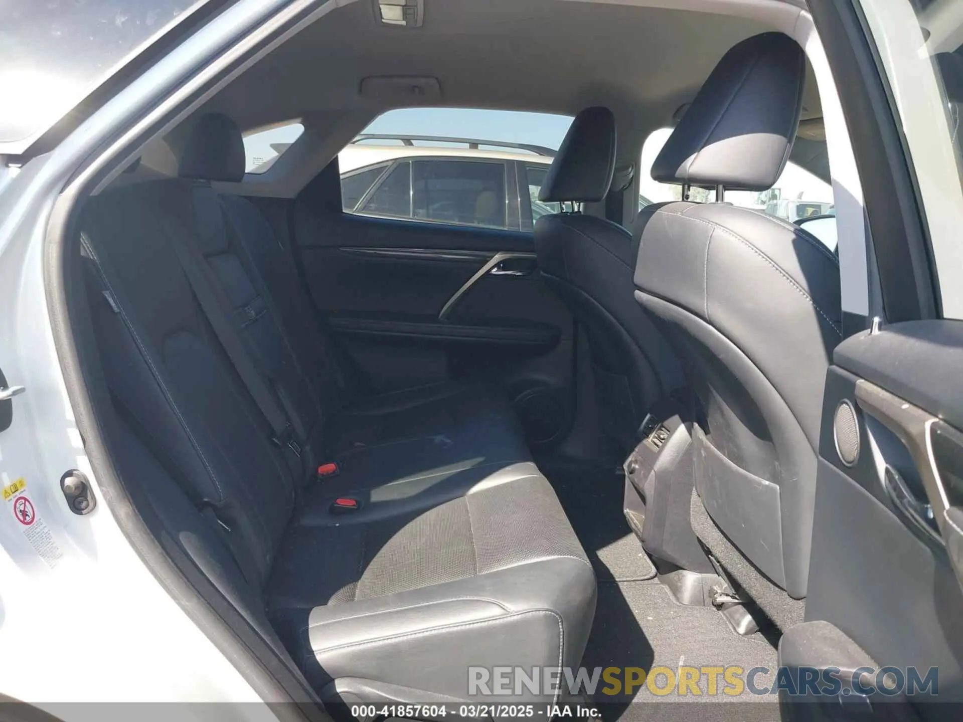 8 Photograph of a damaged car 2T2ZZMCA6KC133598 LEXUS RX 350 2019