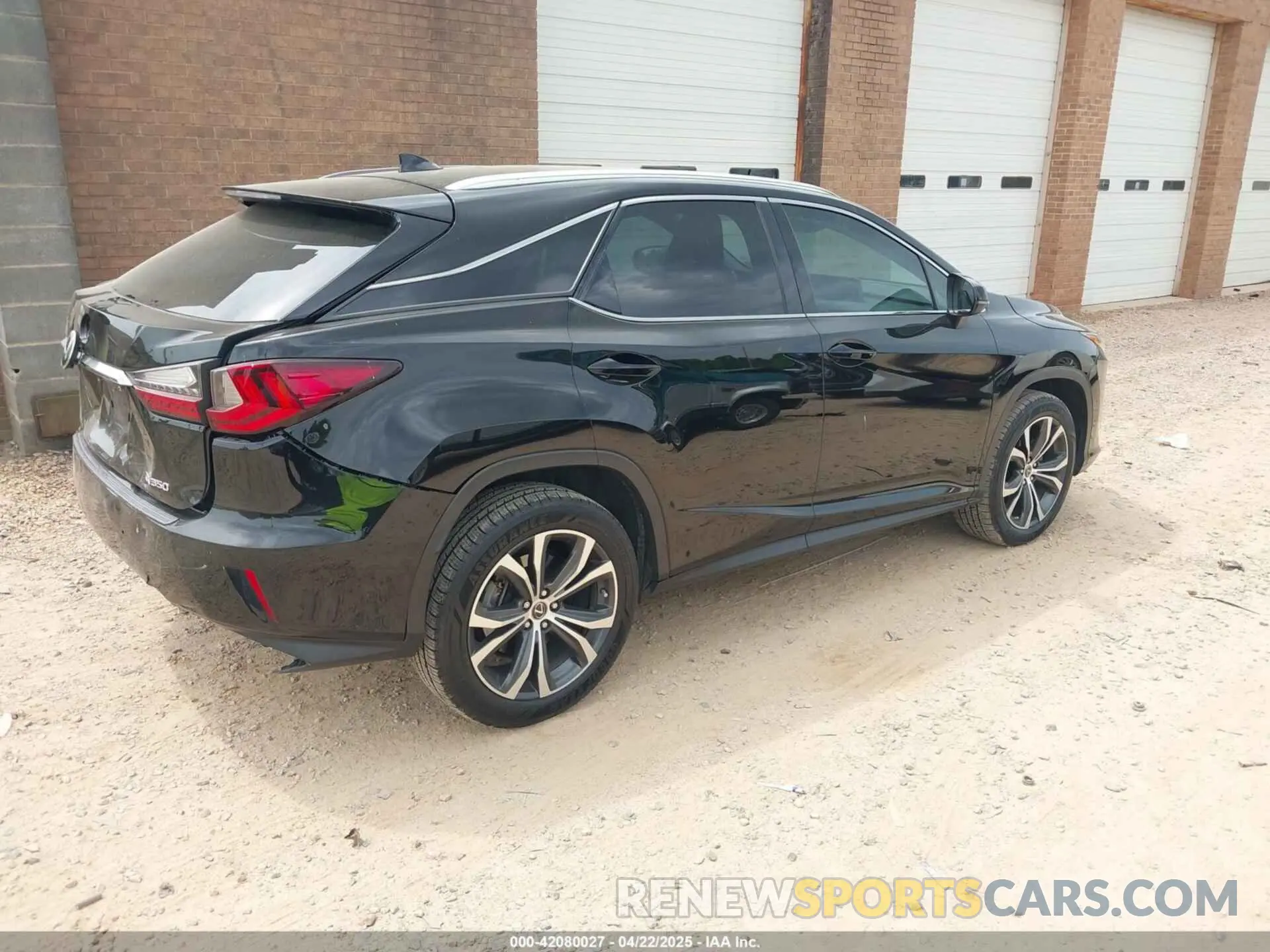 4 Photograph of a damaged car 2T2ZZMCA6KC150398 LEXUS RX 350 2019