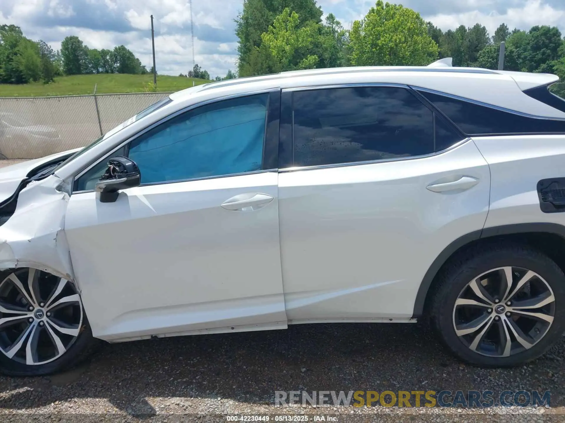 15 Photograph of a damaged car 2T2ZZMCA8KC142609 LEXUS RX 350 2019