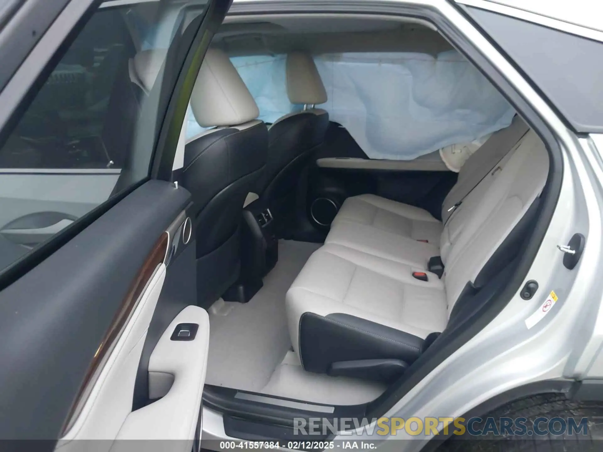 8 Photograph of a damaged car 2T2ZZMCA8KC147017 LEXUS RX 350 2019