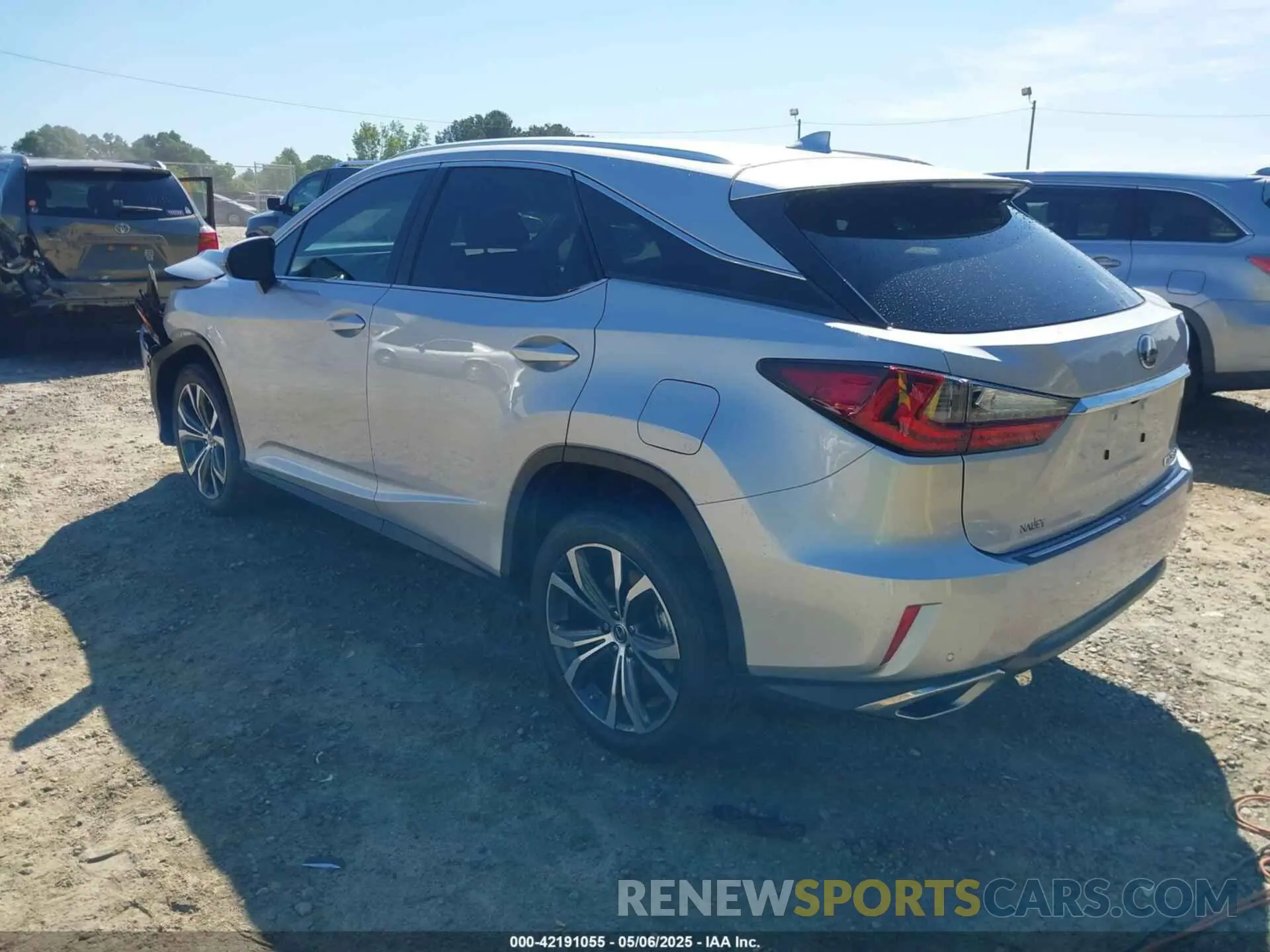 3 Photograph of a damaged car 2T2ZZMCA9KC130775 LEXUS RX 350 2019