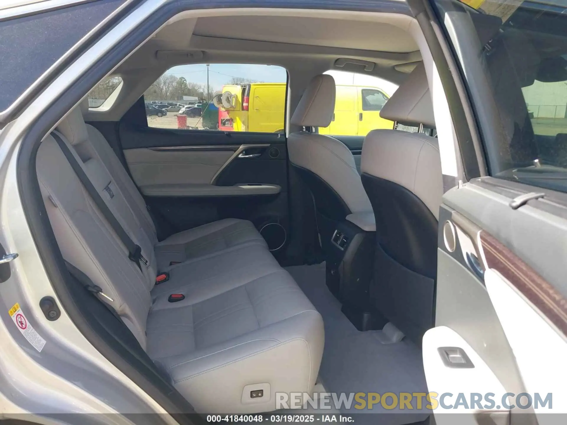 8 Photograph of a damaged car 2T2ZZMCA9KC140948 LEXUS RX 350 2019