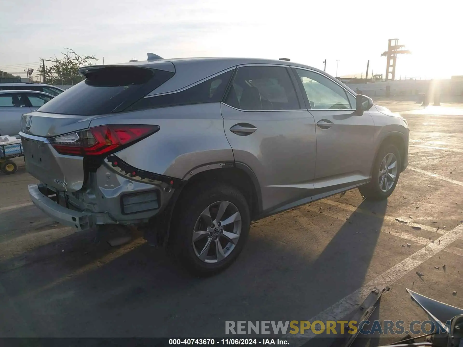 4 Photograph of a damaged car 2T2ZZMCAXKC130381 LEXUS RX 350 2019
