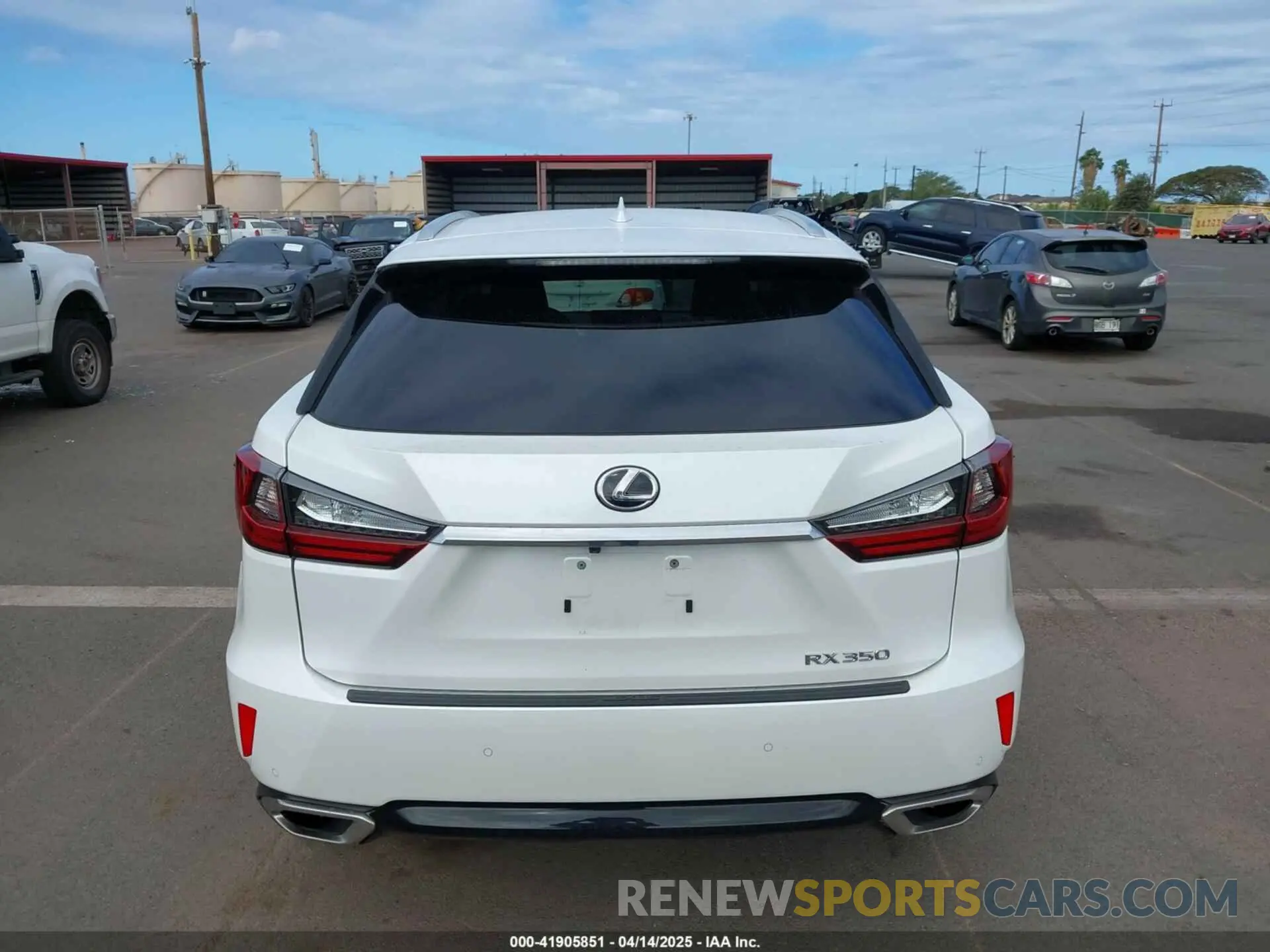 16 Photograph of a damaged car JTJBZMCA6K2045071 LEXUS RX 350 2019