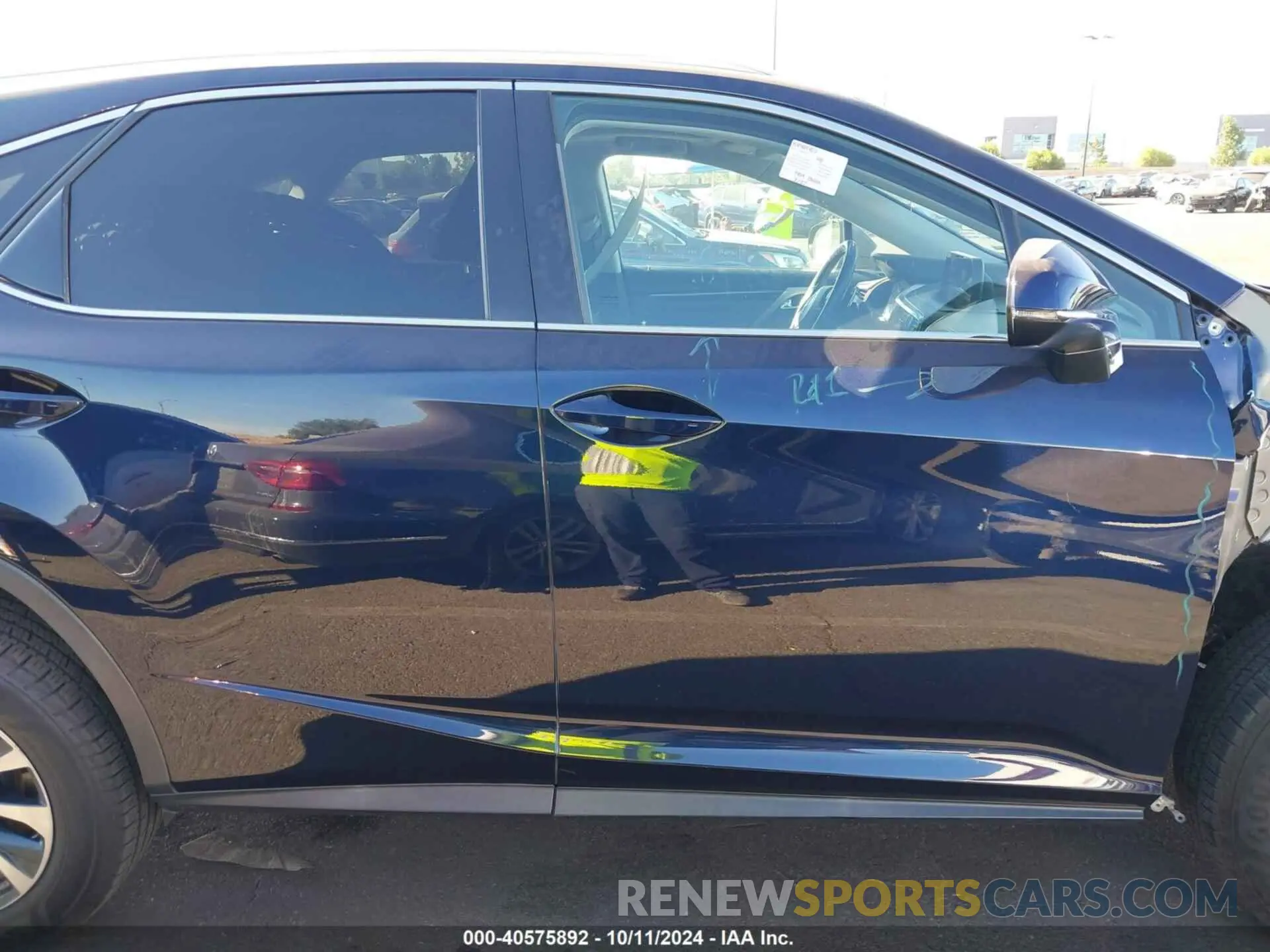 14 Photograph of a damaged car 2T2AZMAA3LC153857 LEXUS RX 350 2020