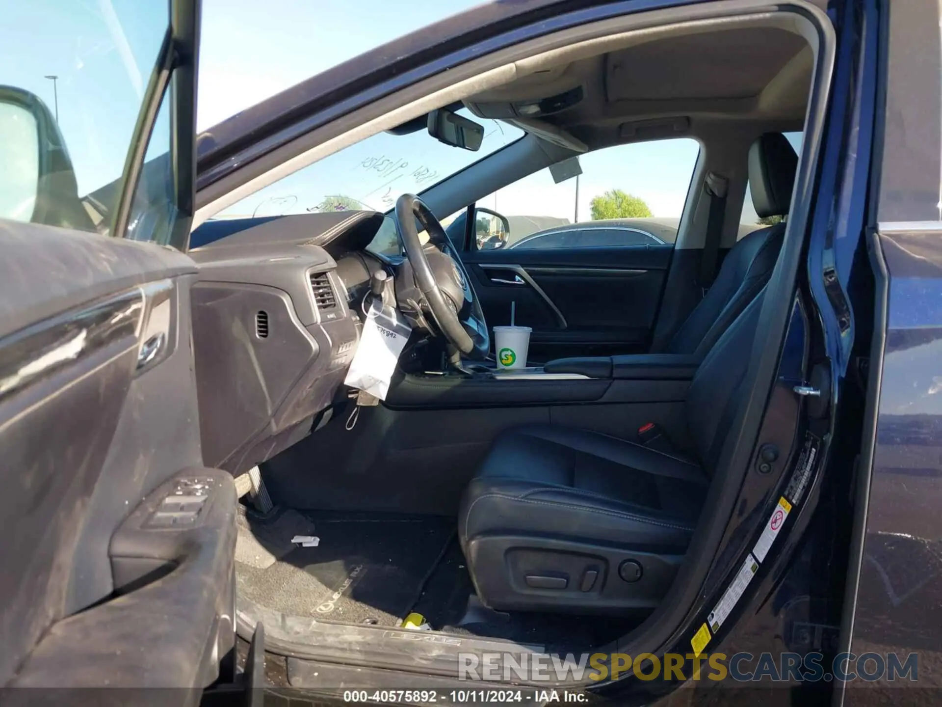 5 Photograph of a damaged car 2T2AZMAA3LC153857 LEXUS RX 350 2020