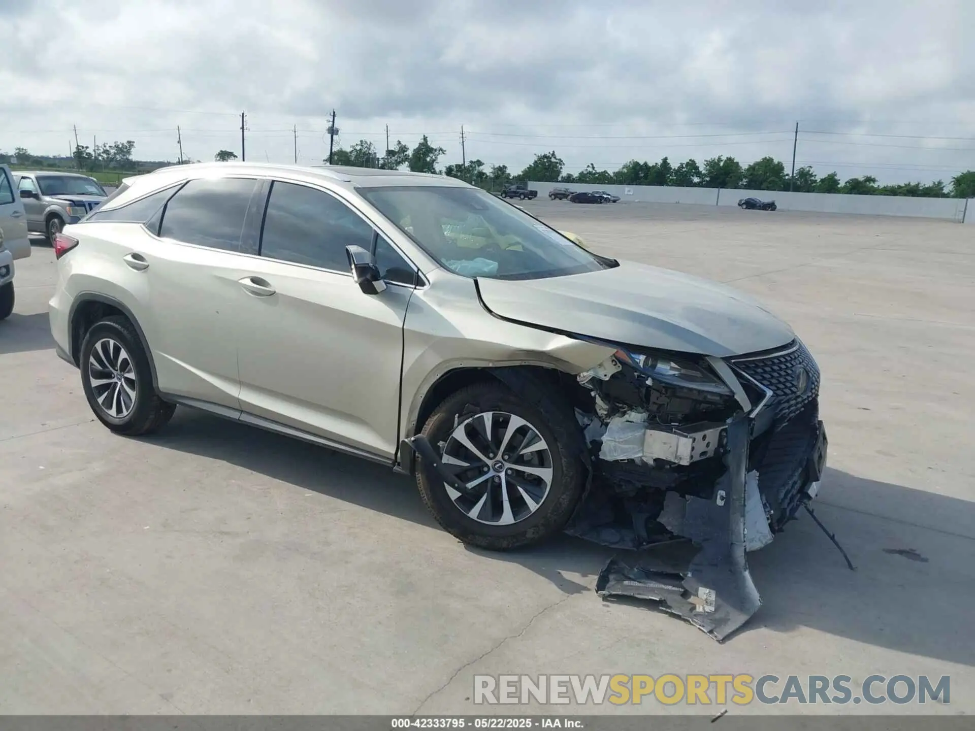 1 Photograph of a damaged car 2T2AZMAA8LC151876 LEXUS RX 350 2020
