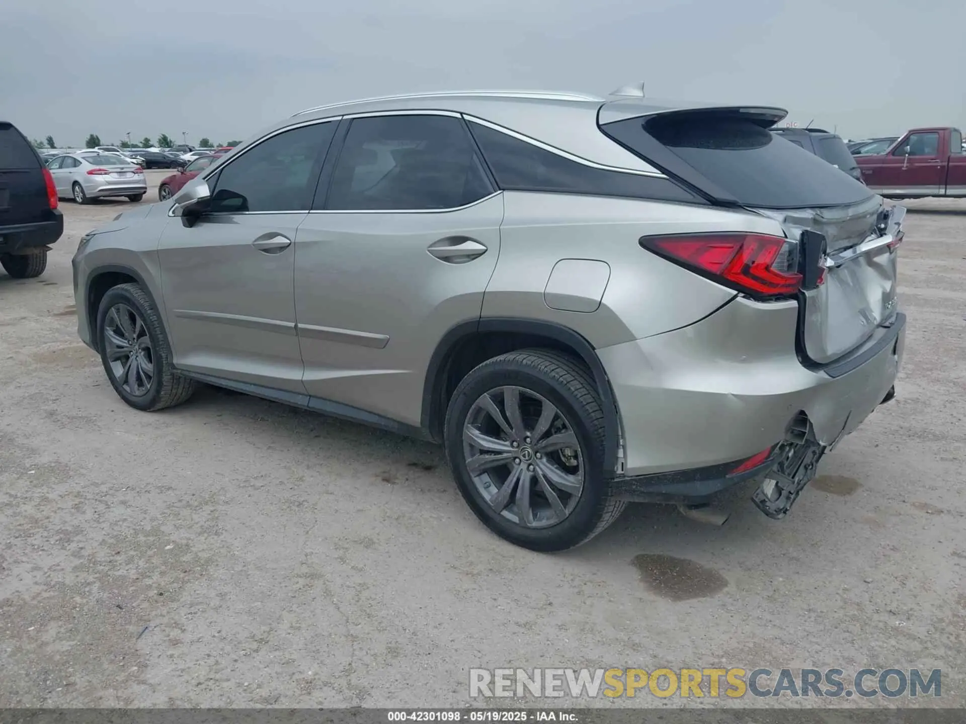 3 Photograph of a damaged car 2T2HZMAA0LC159629 LEXUS RX 350 2020