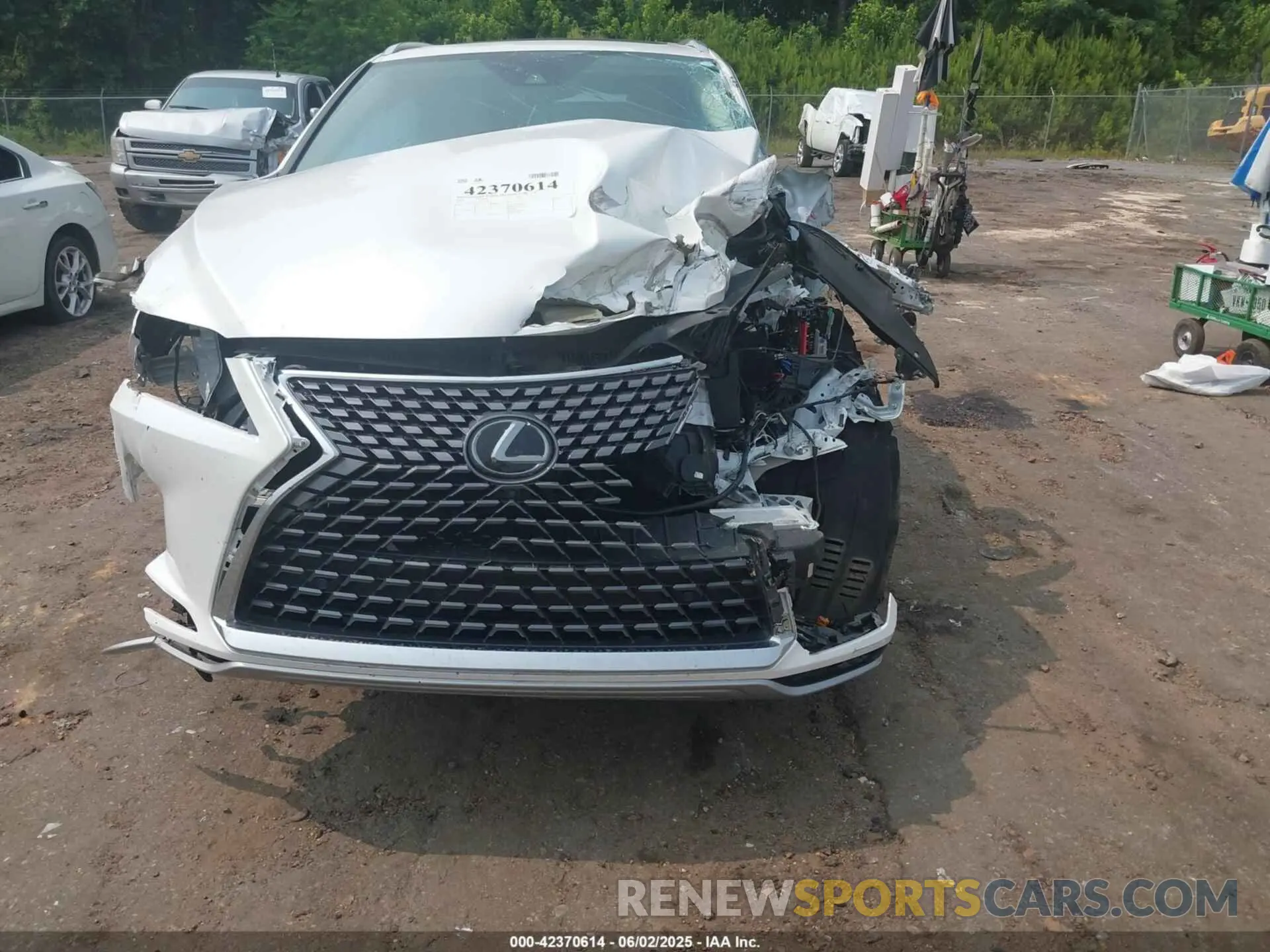 6 Photograph of a damaged car 2T2HZMAA1LC161874 LEXUS RX 350 2020