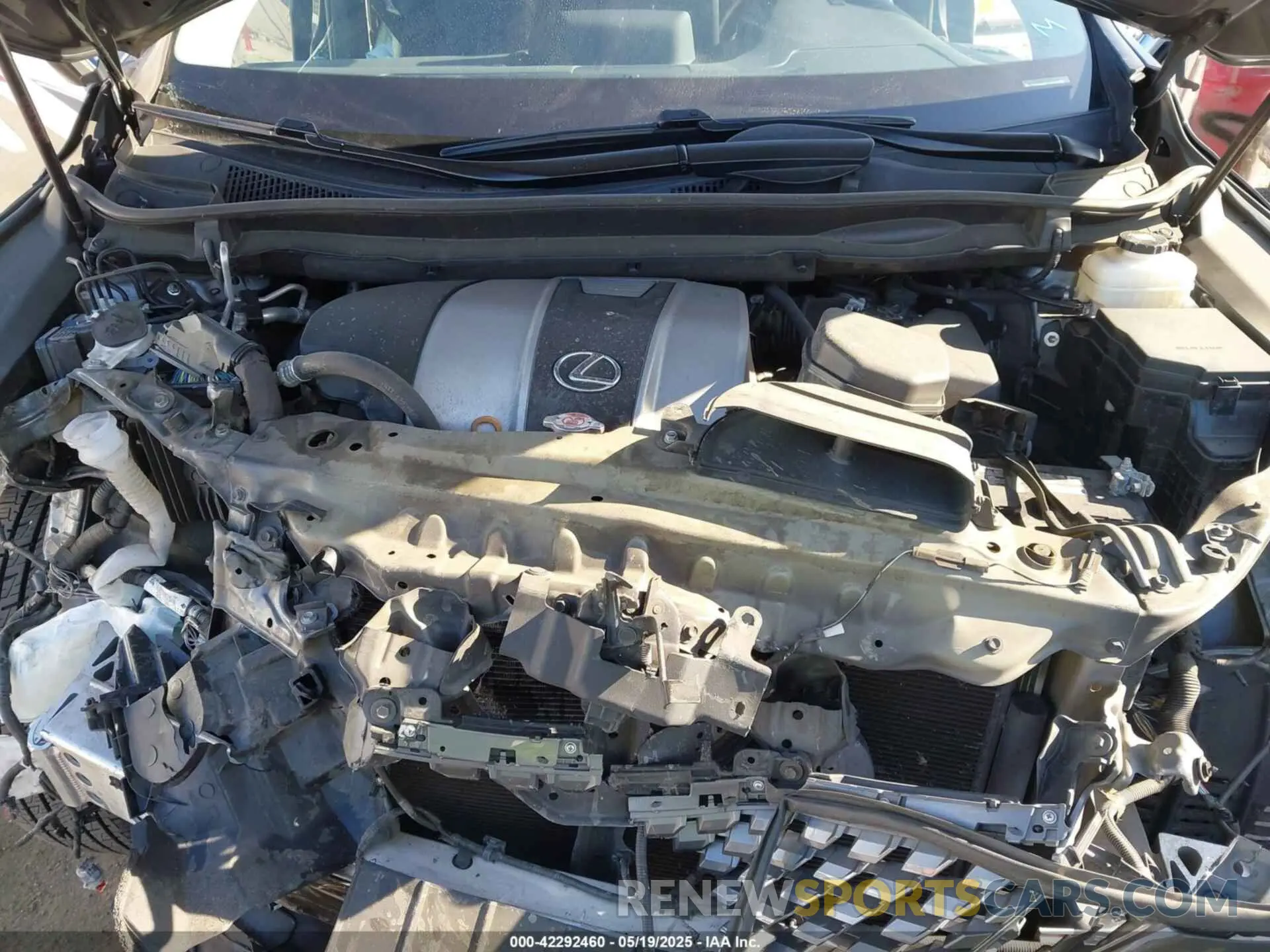 10 Photograph of a damaged car 2T2HZMAA3LC153162 LEXUS RX 350 2020
