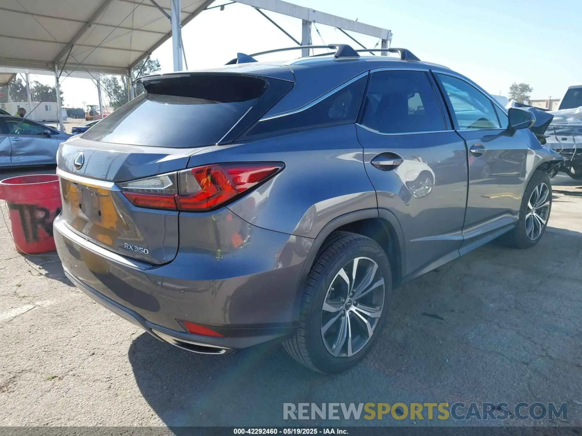 4 Photograph of a damaged car 2T2HZMAA3LC153162 LEXUS RX 350 2020