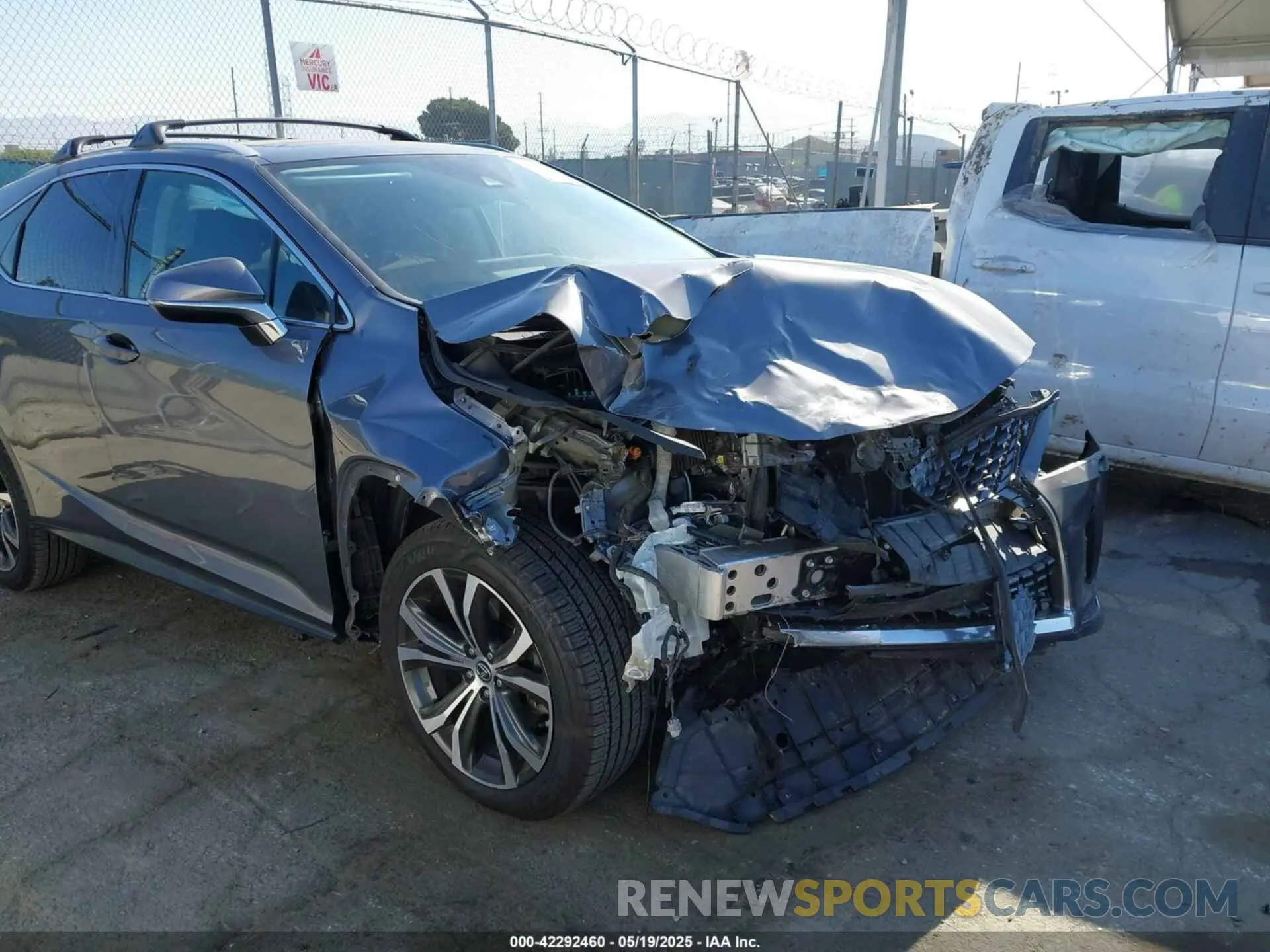 6 Photograph of a damaged car 2T2HZMAA3LC153162 LEXUS RX 350 2020