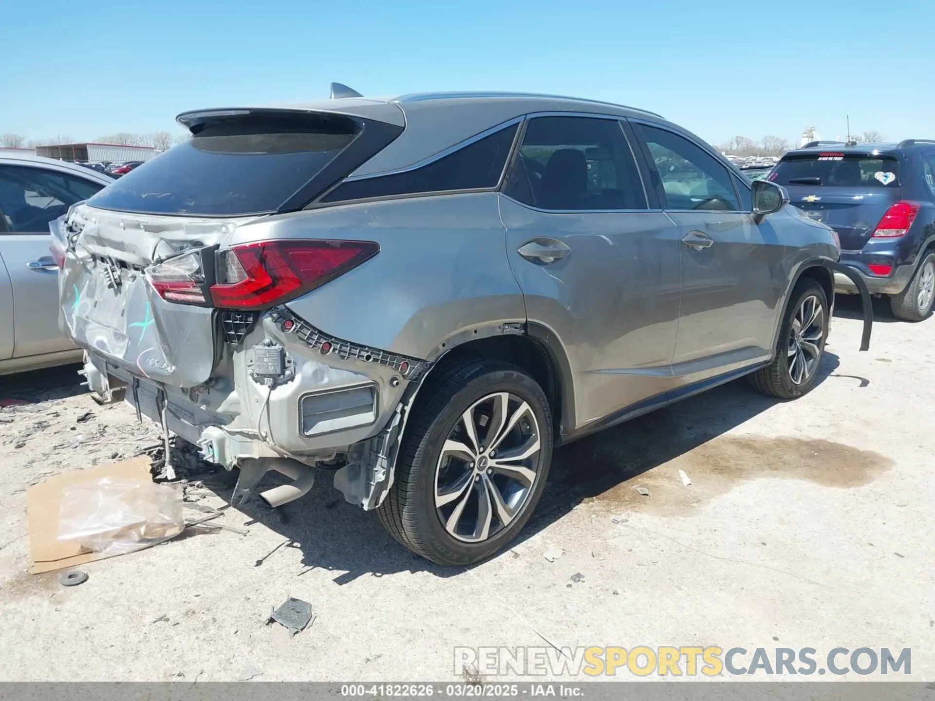4 Photograph of a damaged car 2T2HZMAA3LC168454 LEXUS RX 350 2020